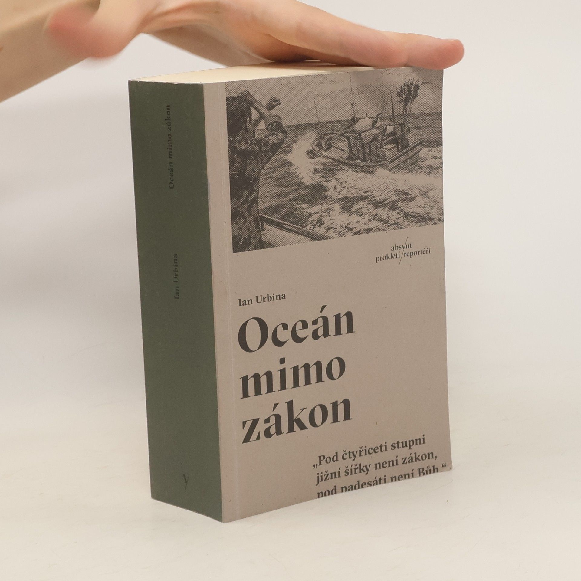 Jan J. Škrob Oceán mimo zákon