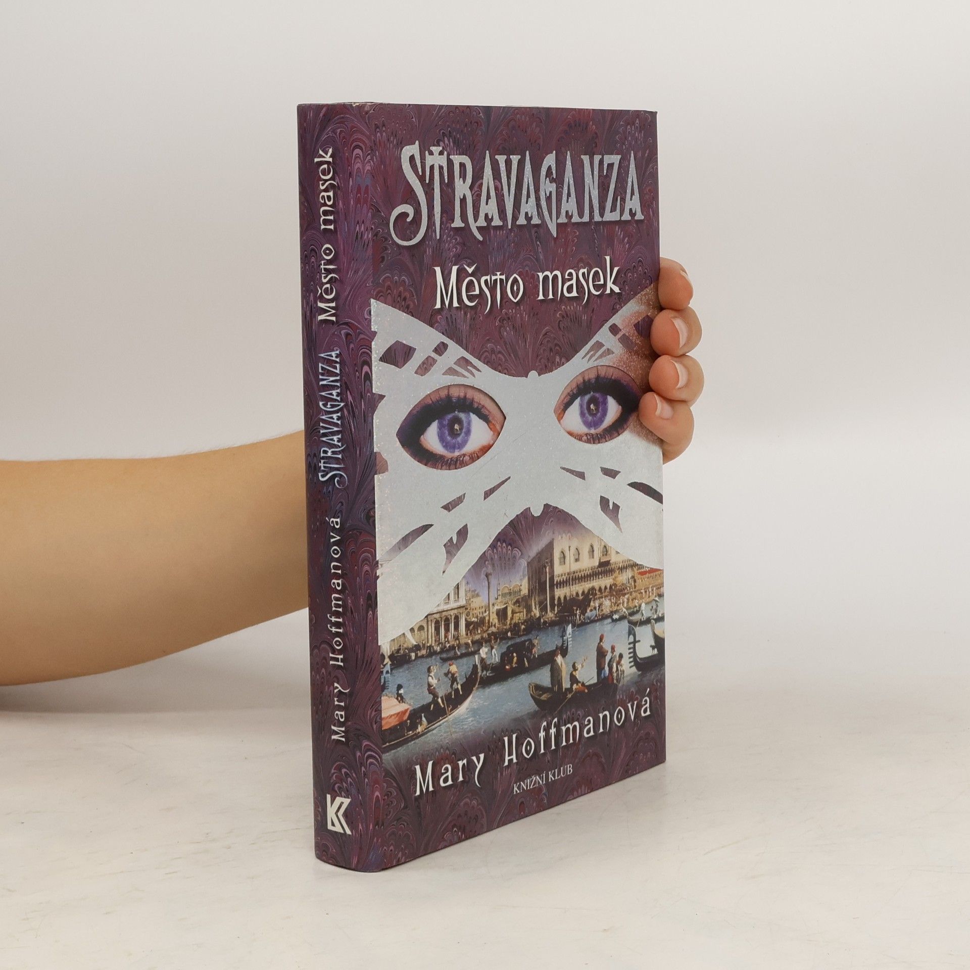 Mary Hoffman Stravaganza. Město masek