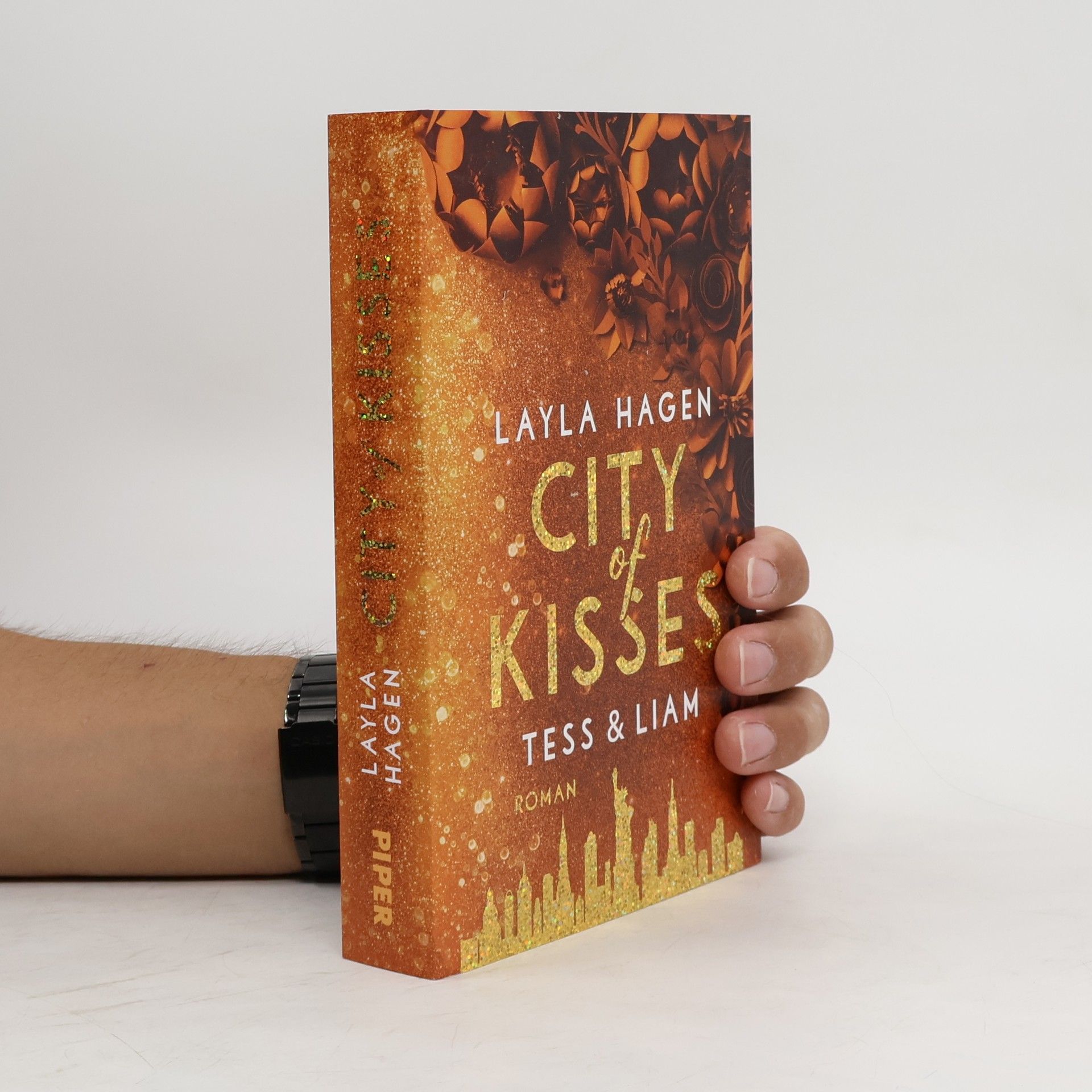 Layla Hagen City of Kisses - Tess & Liam