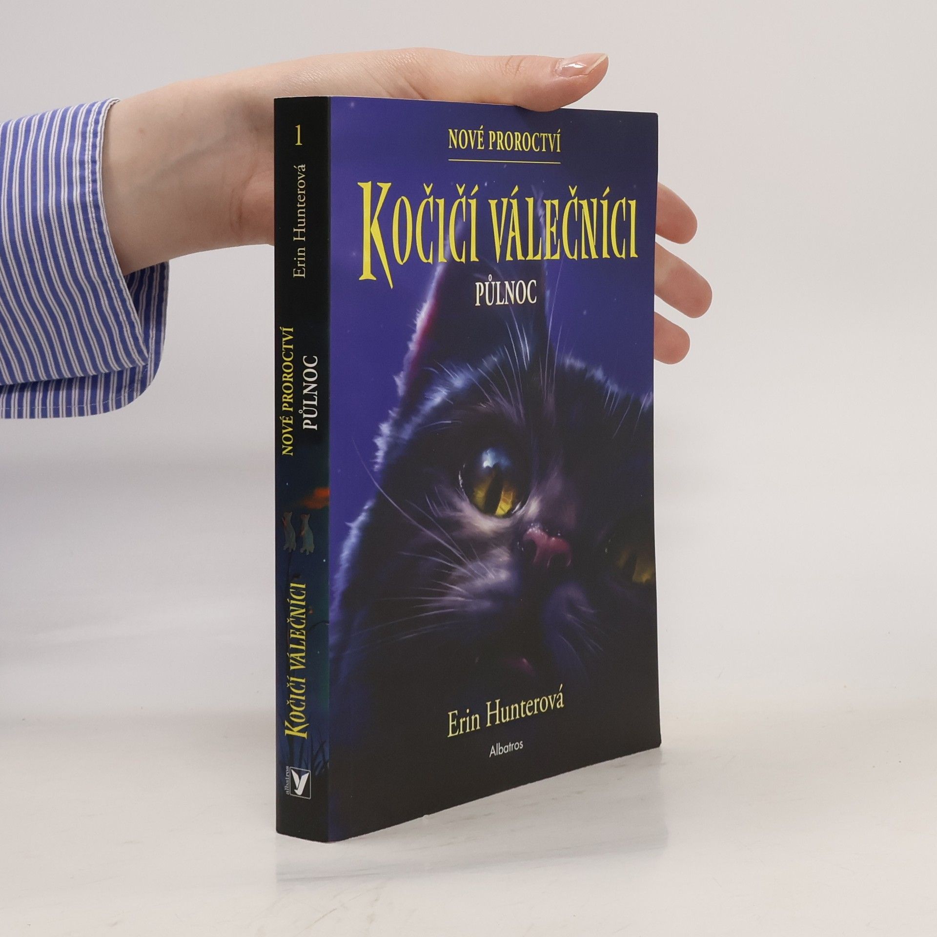 Erin Hunter Kočičí válečníci: Půlnoc