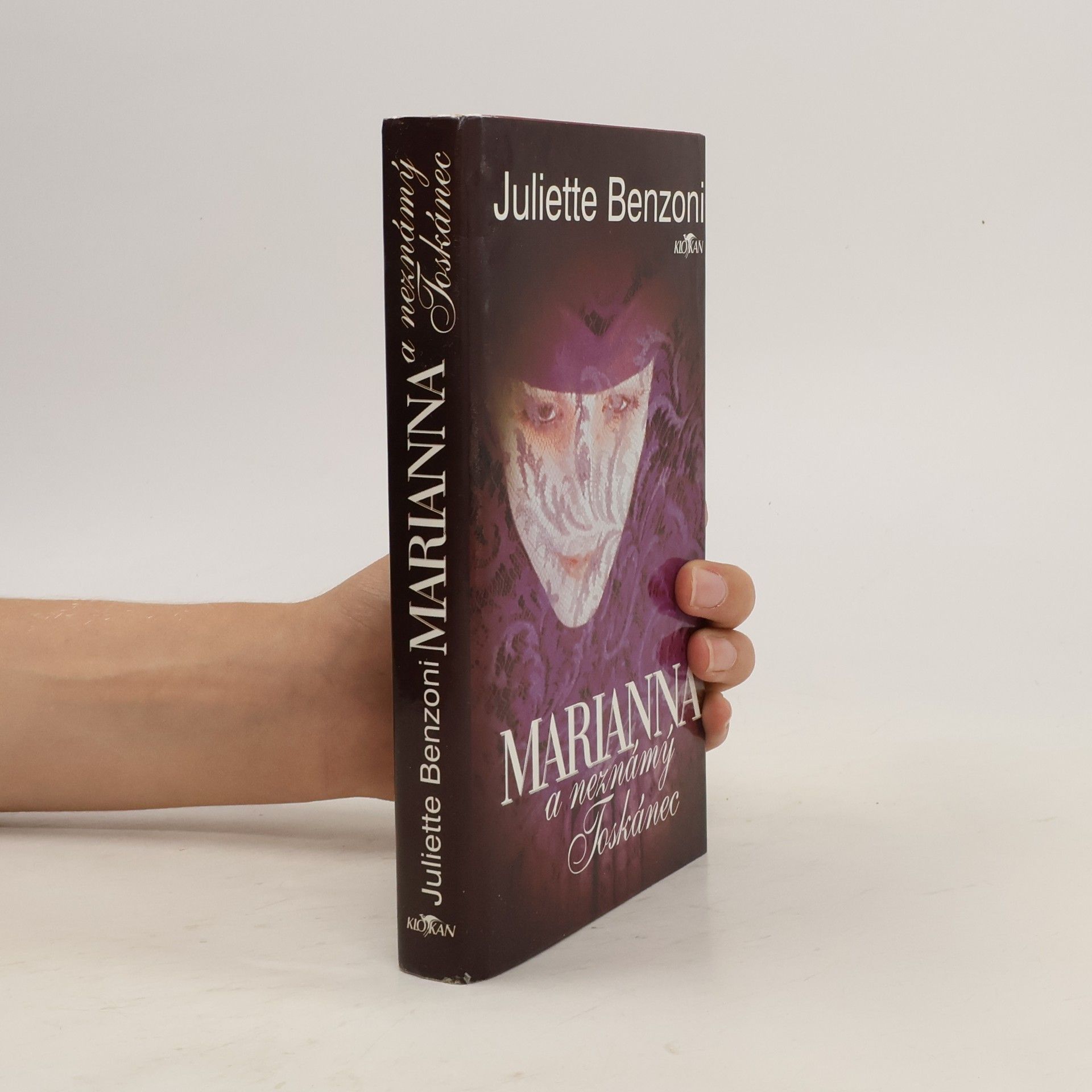 Juliette Benzoniová Marianna a neznámý Toskánec