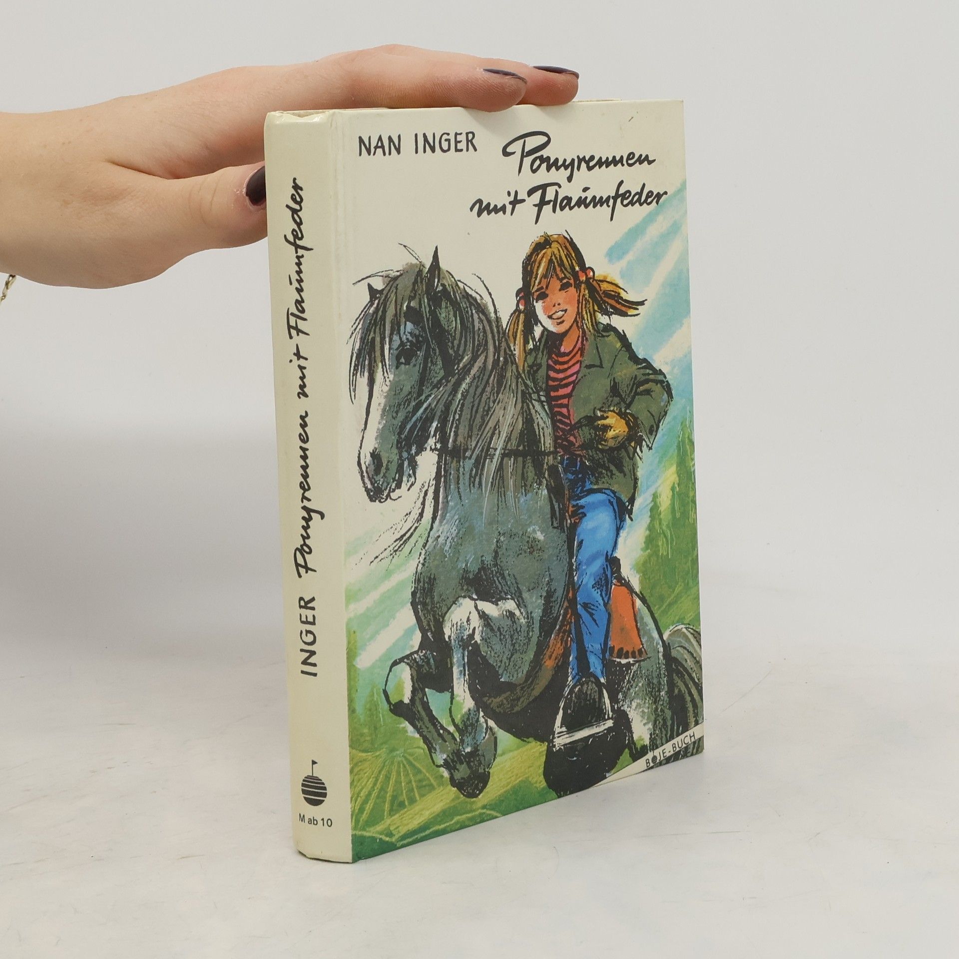 Nan Inger Ponyrennen mit Flaumfeder
