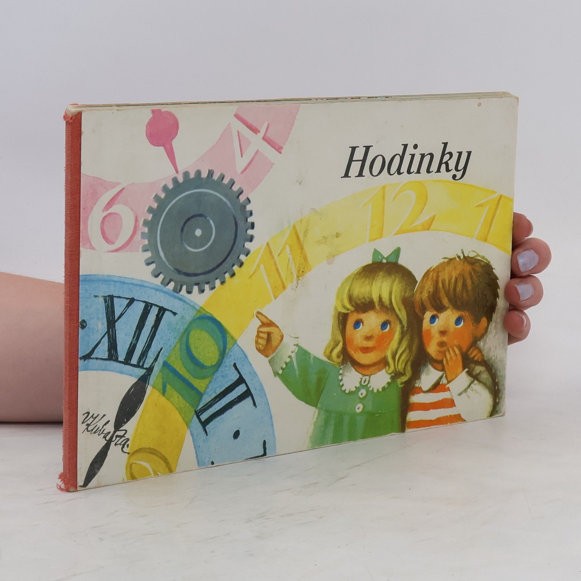 Maša Haľamová Hodinky