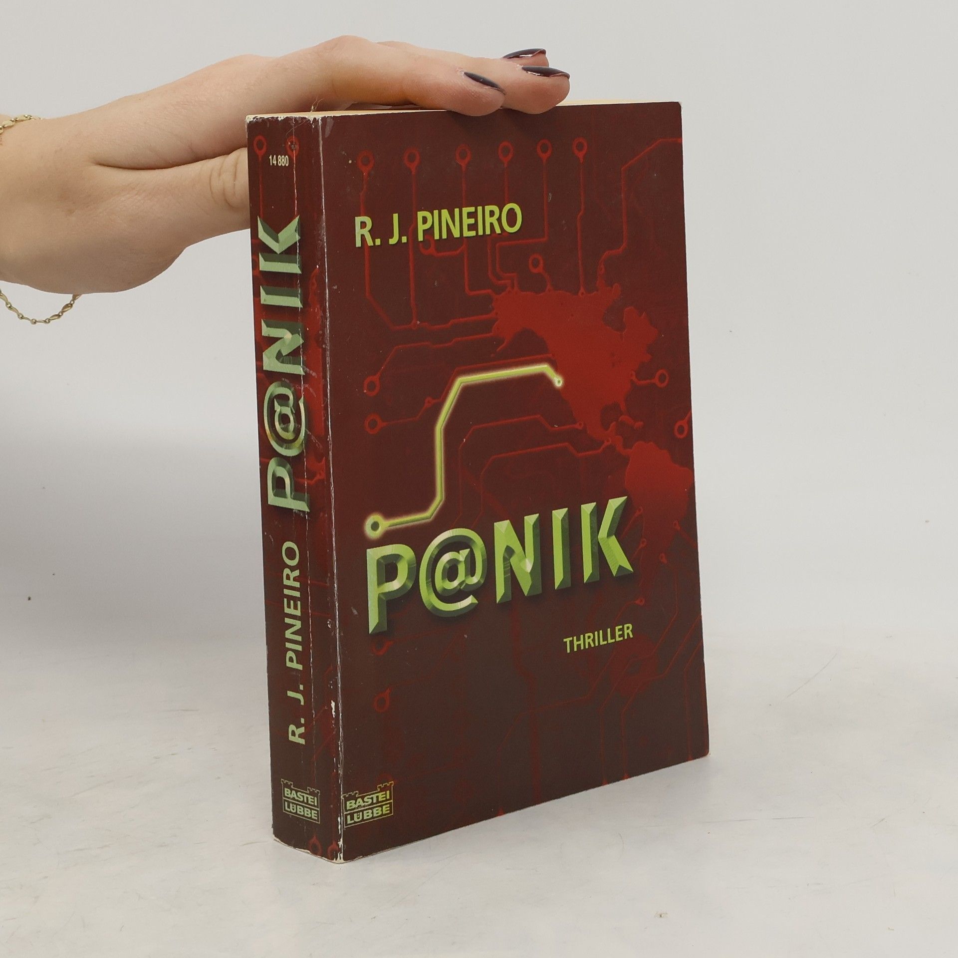 R. J. Pineiro Panik