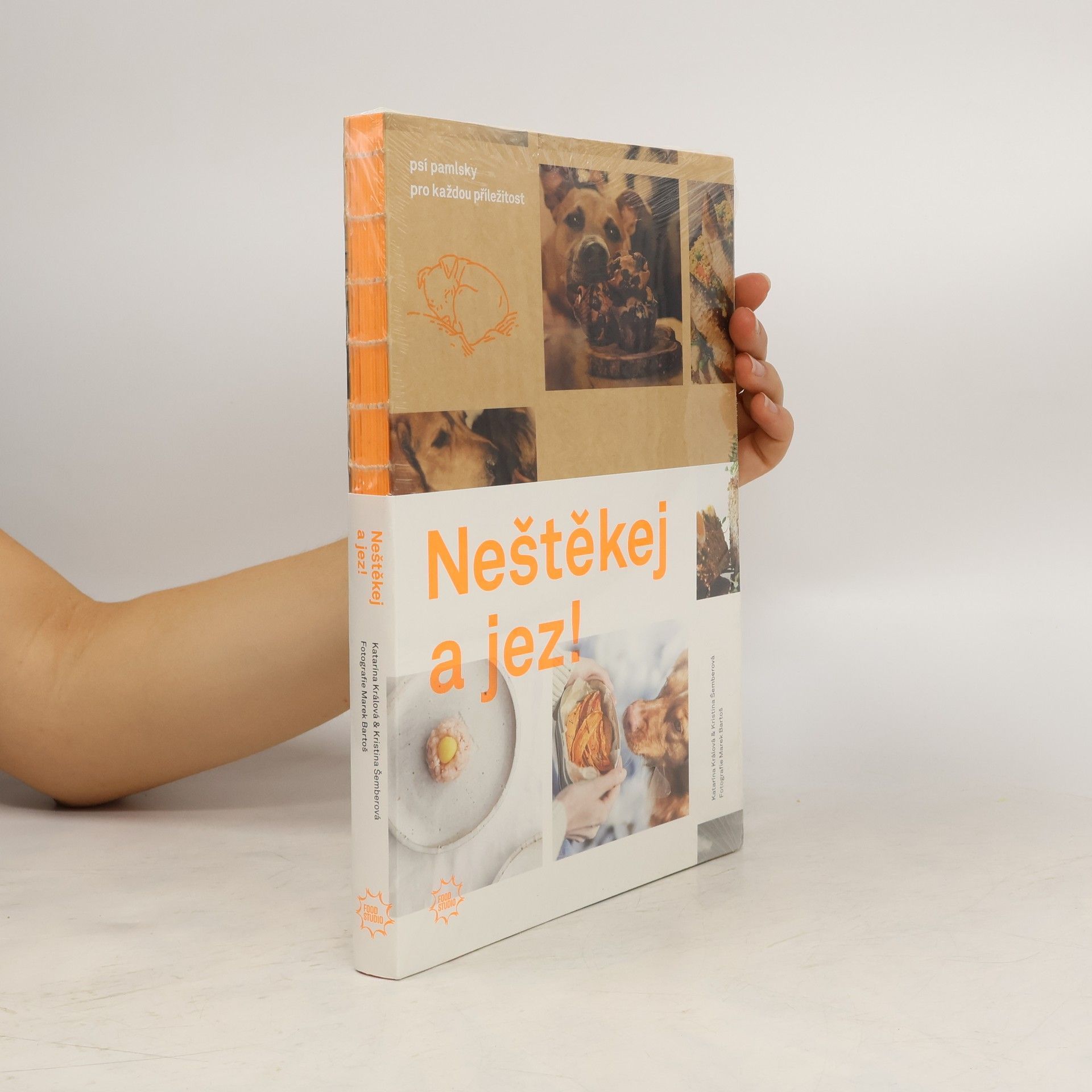 Kristina Šemberová Neštěkej a jez!