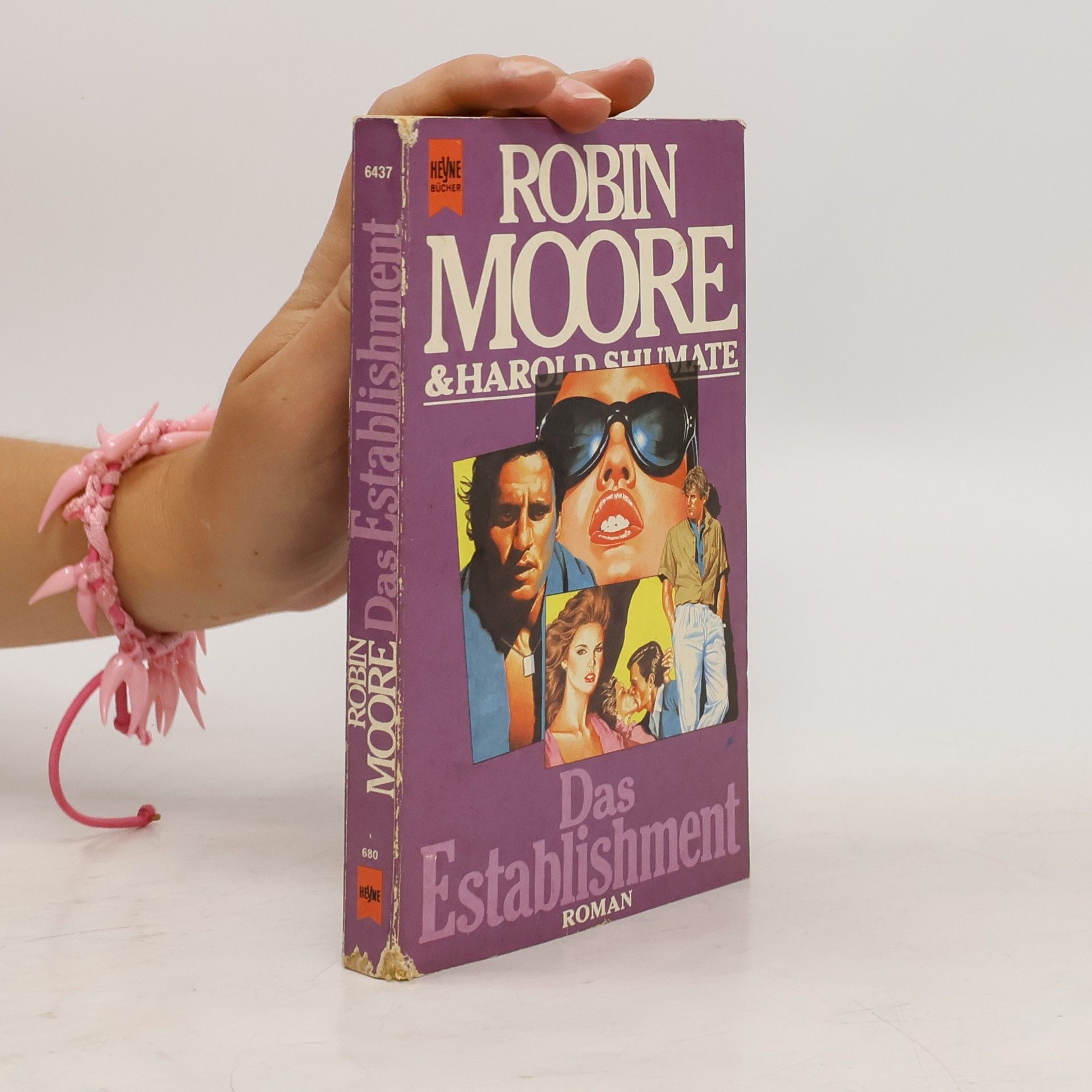 Robin Moore Das Establishment
