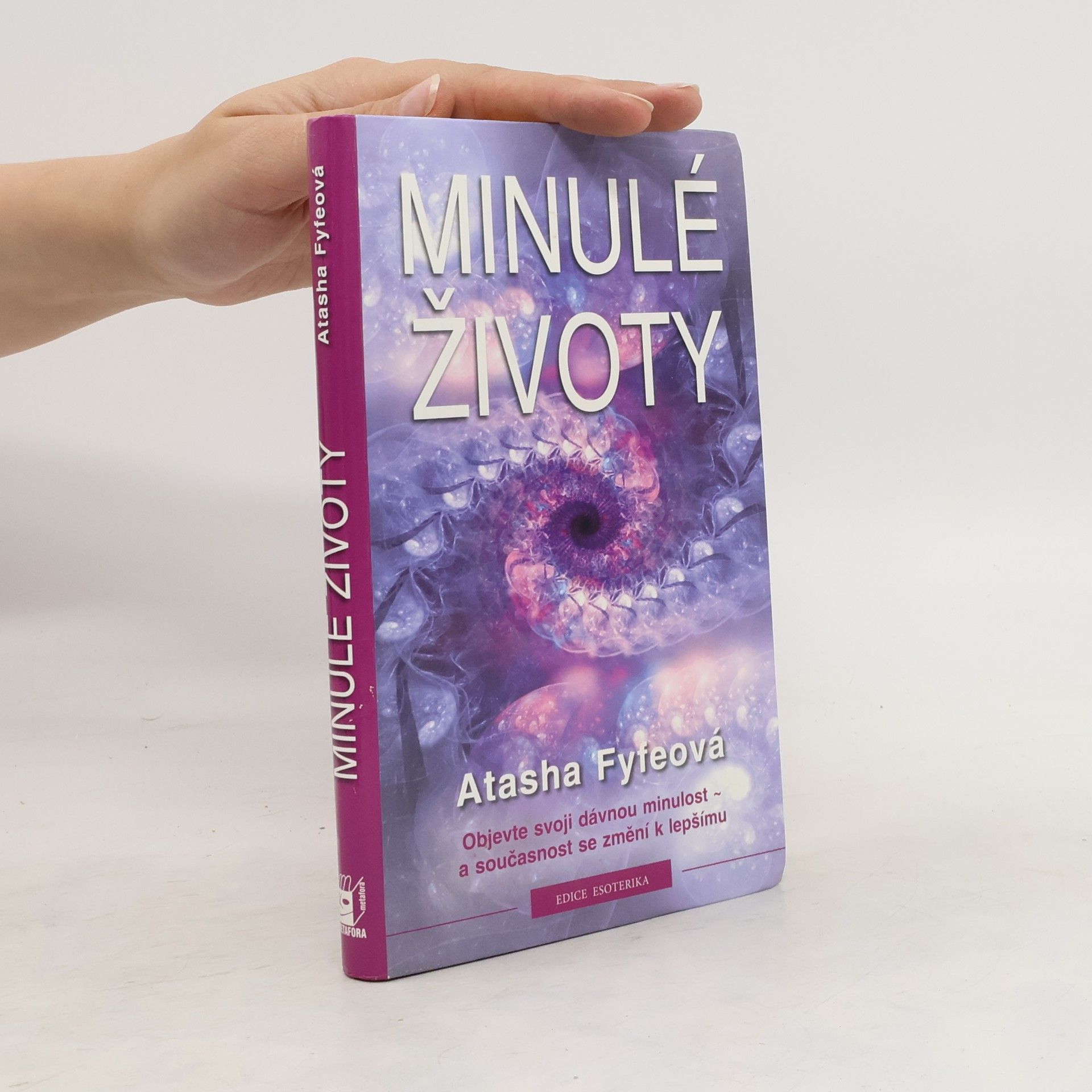 Atasha Fyfe Minulé životy