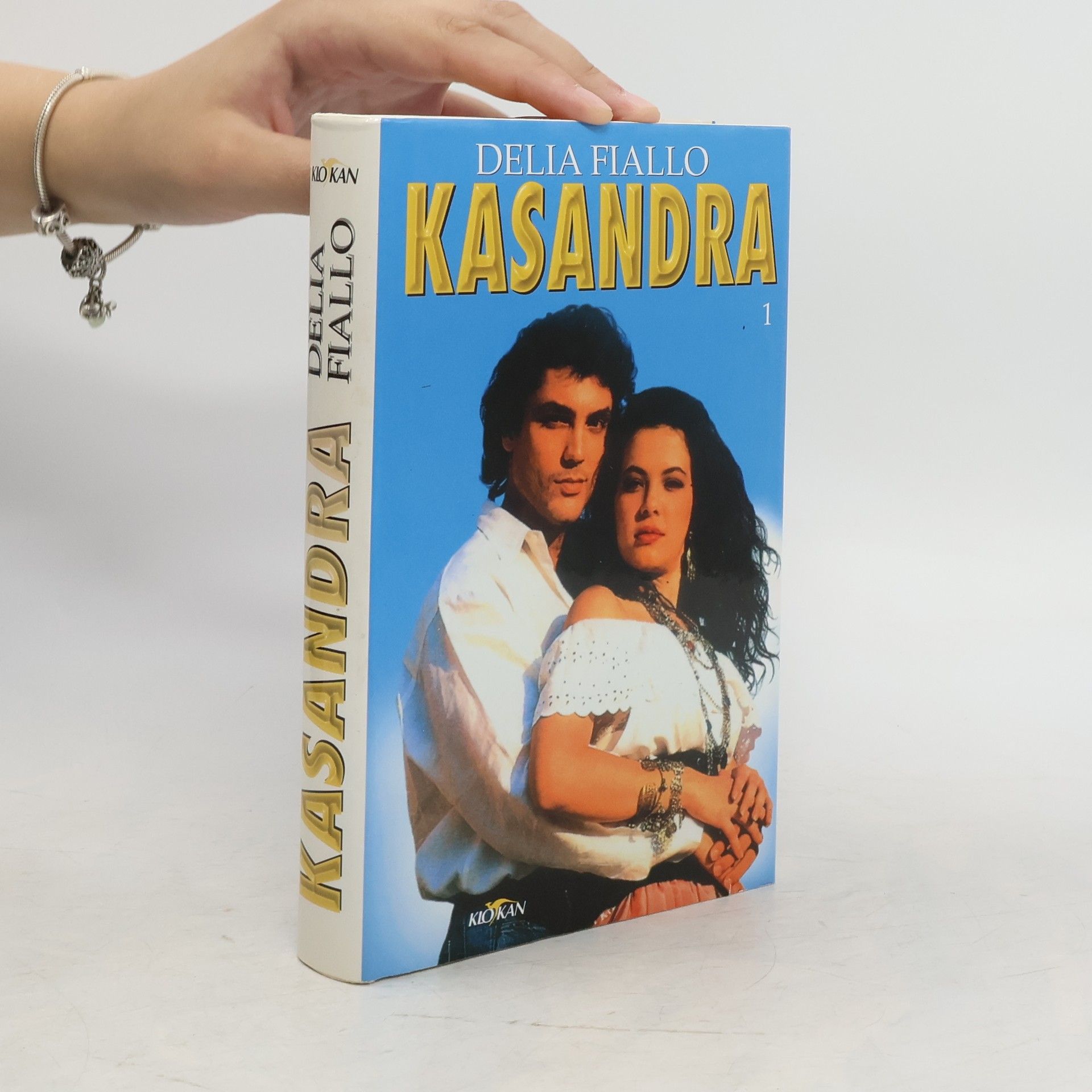 Delia Fiallo Kasandra (1. díl)