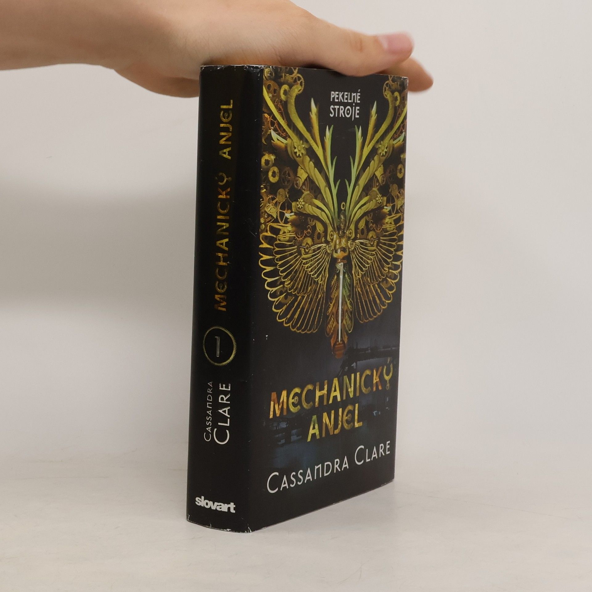 Cassandra Clare Mechanický anjel