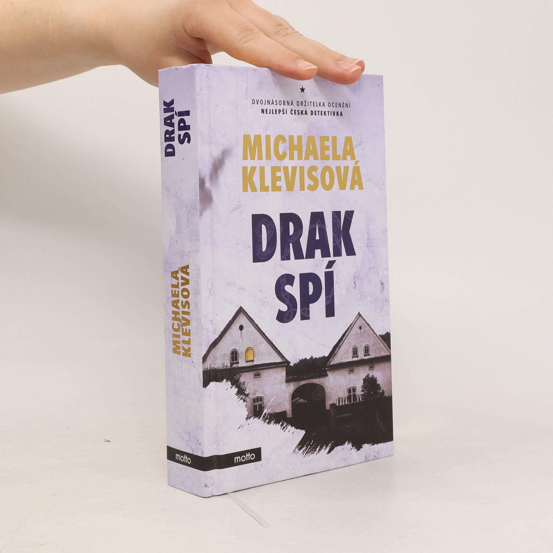 Michaela Klevisová Drak spí