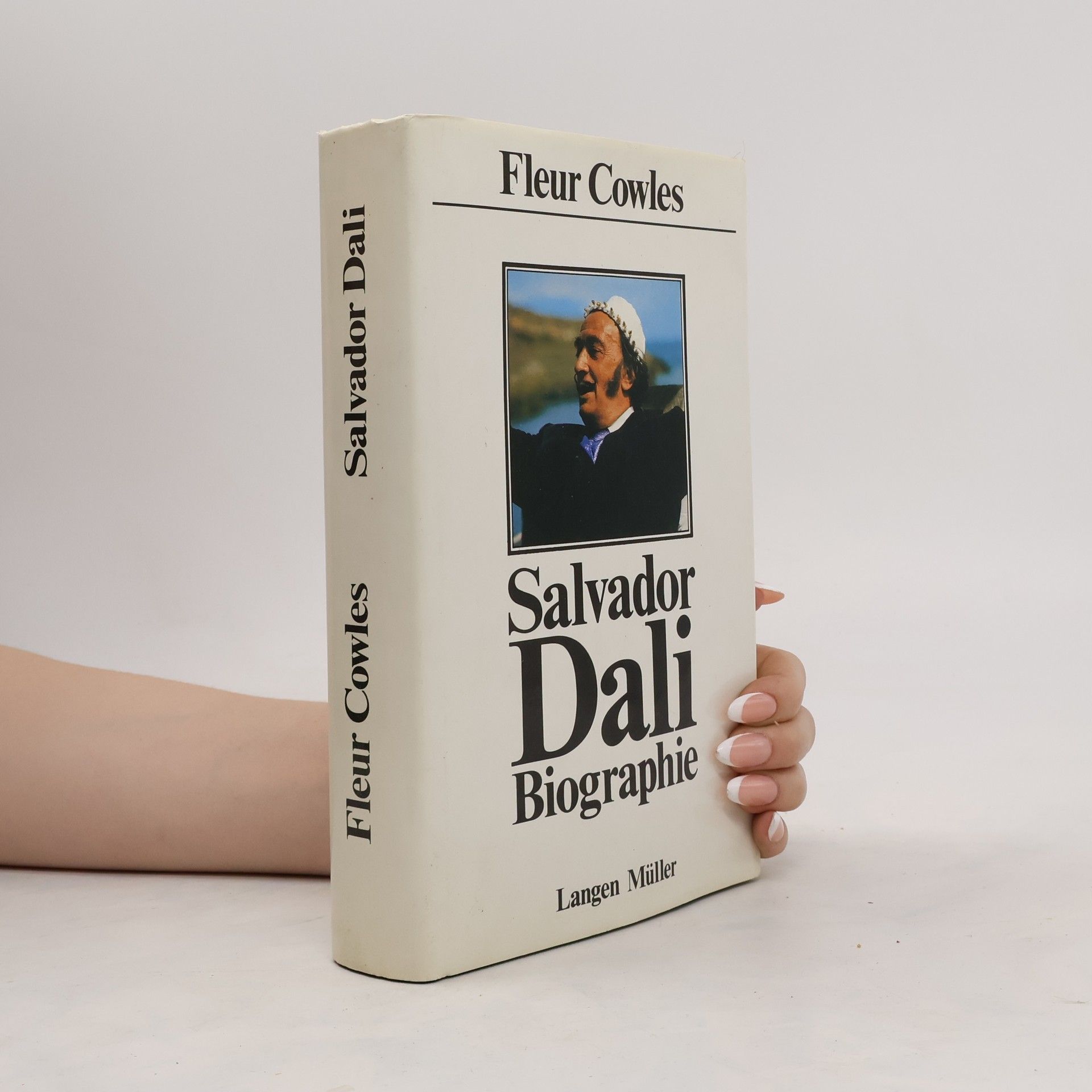 Fleur Cowles Salvador-Dali-Biographie