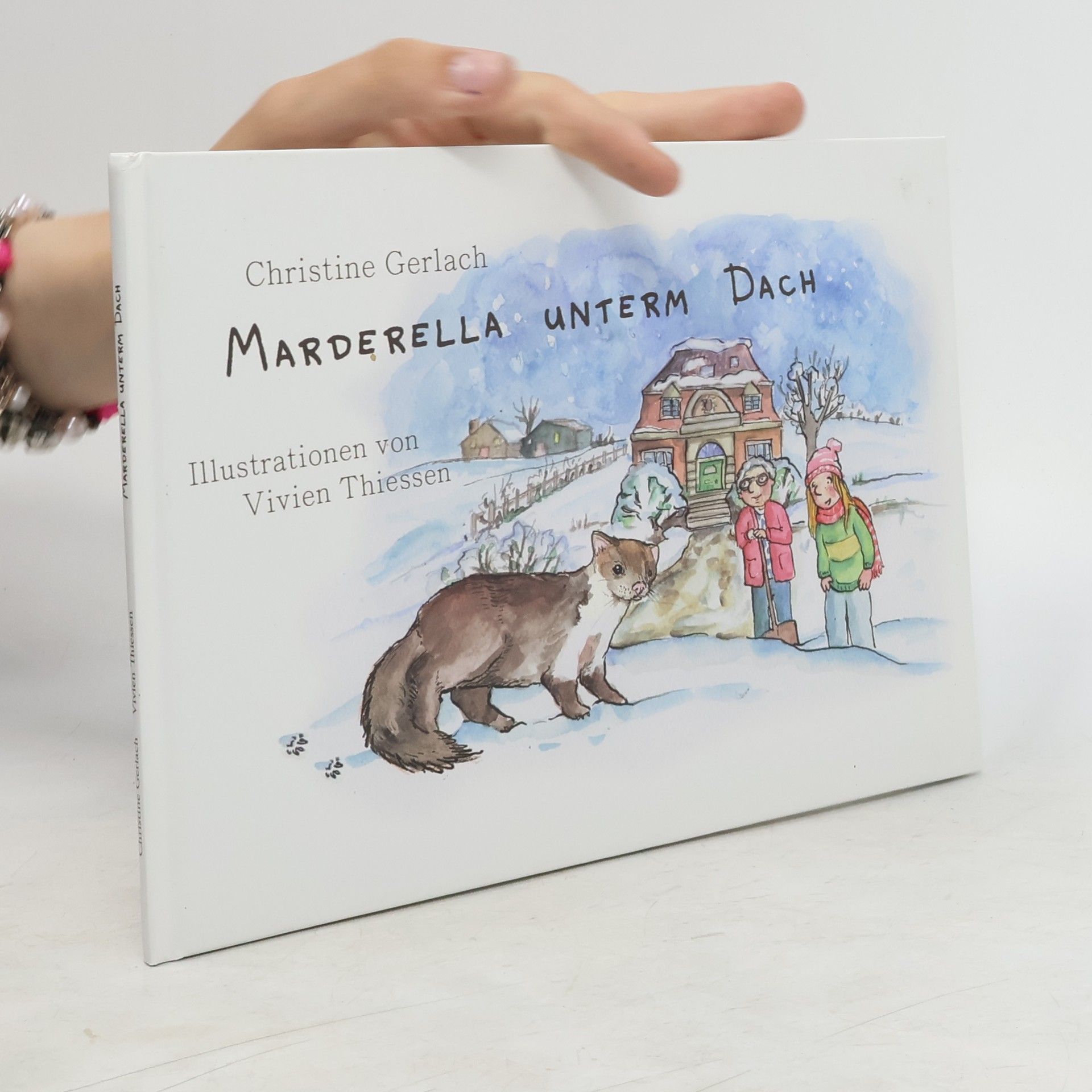 Christine Gerlach Marderella unterm Dach