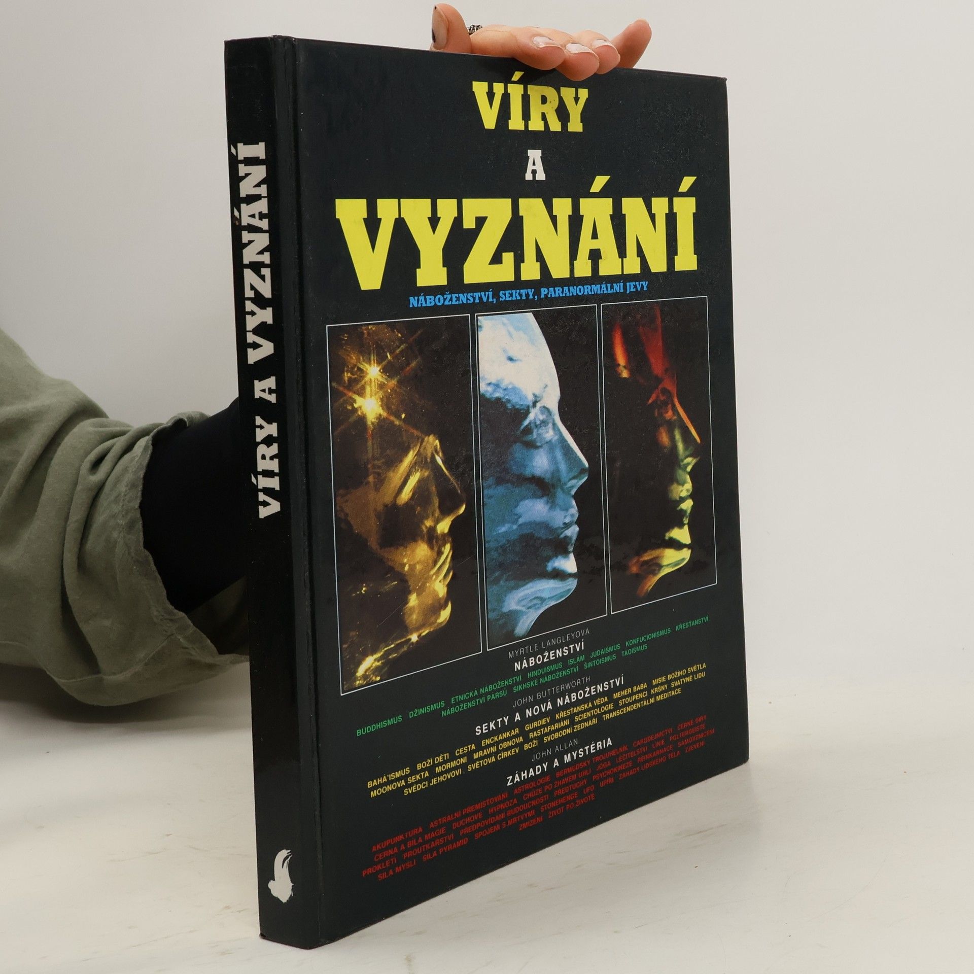 John Allan Víry a vyznání : náboženství, sekty, paranormální jevy