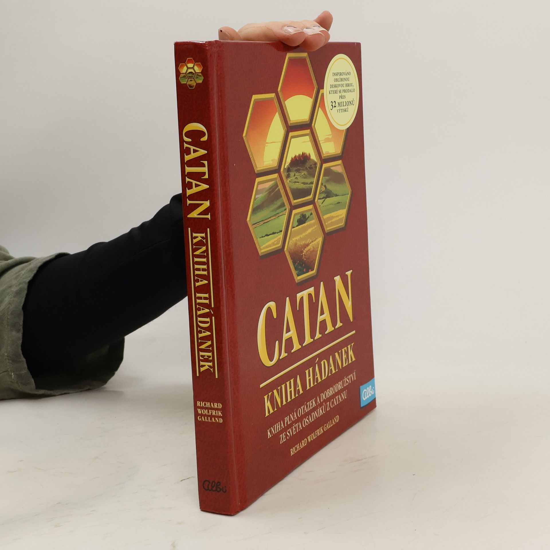 Richard Wolfrik Galland Catan. Kniha hádanek