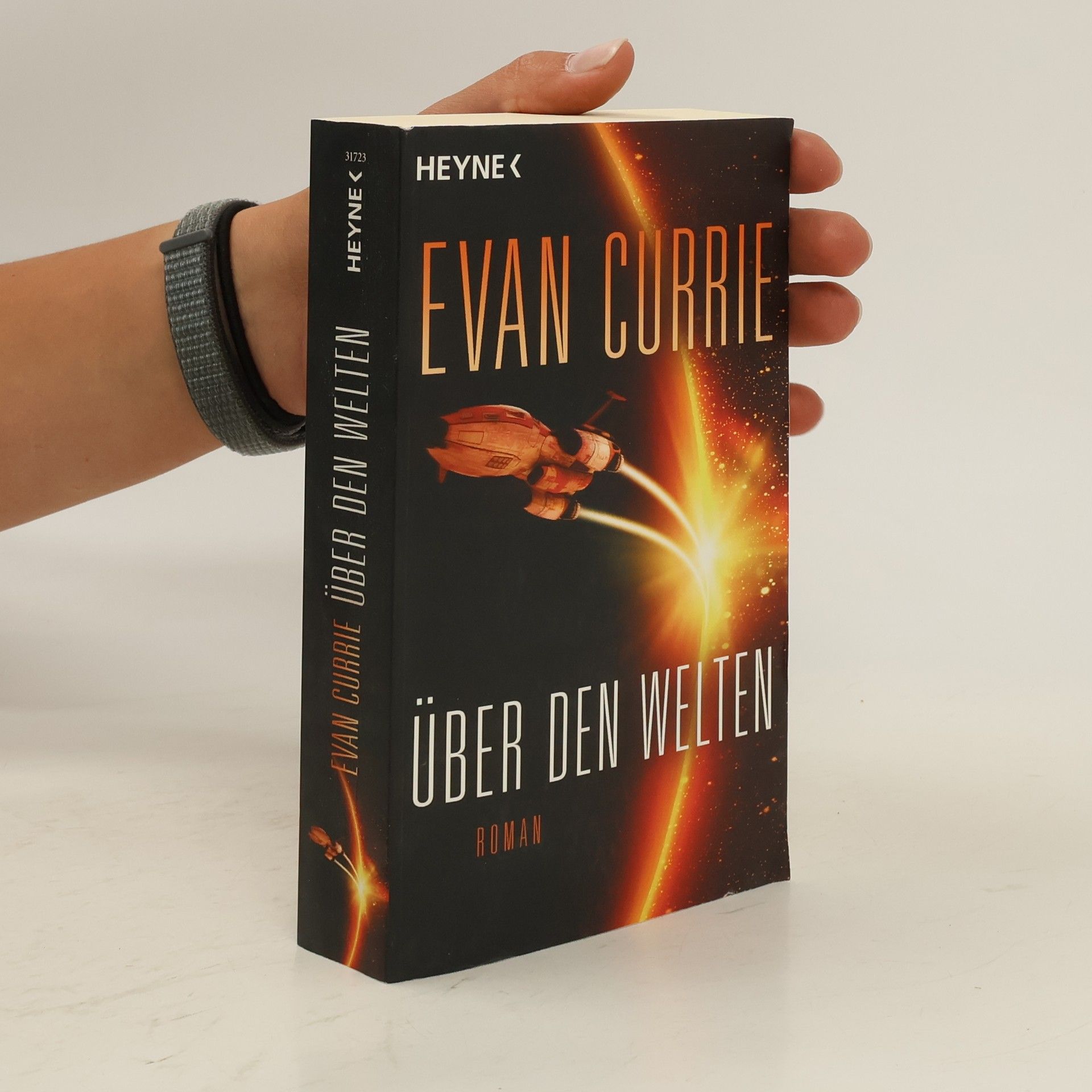 Evan Currie Über den Welten