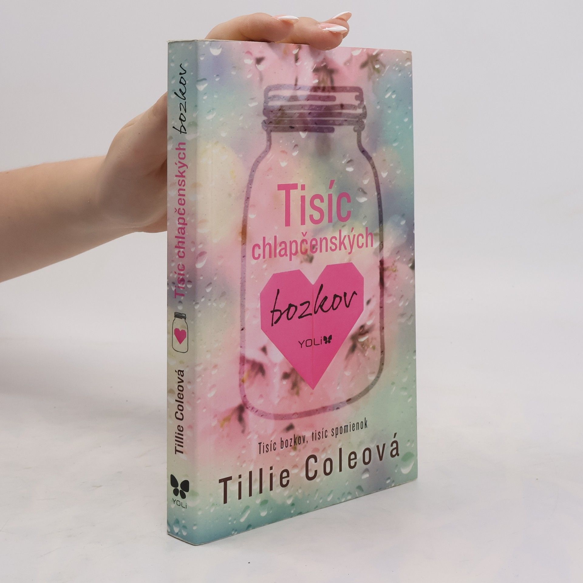 Tillie Cole Tisíc chlapčenských bozkov
