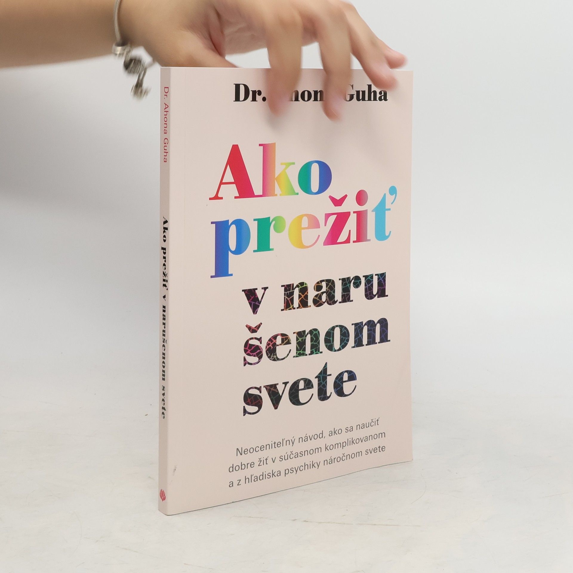 Collective Ako prežiť v natušenom svete