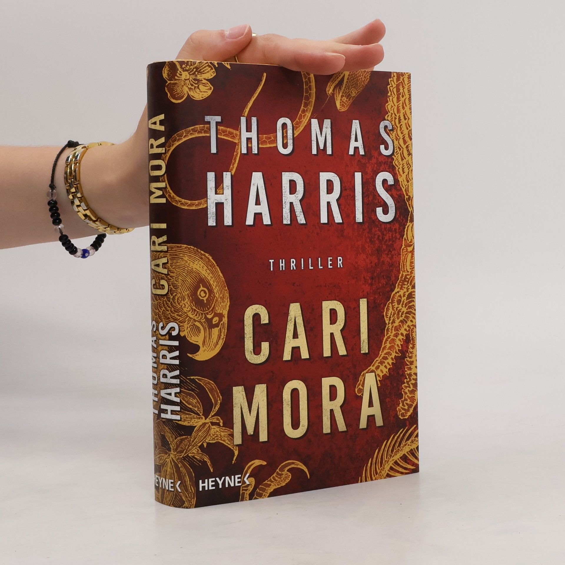 Thomas Harris Cari Mora