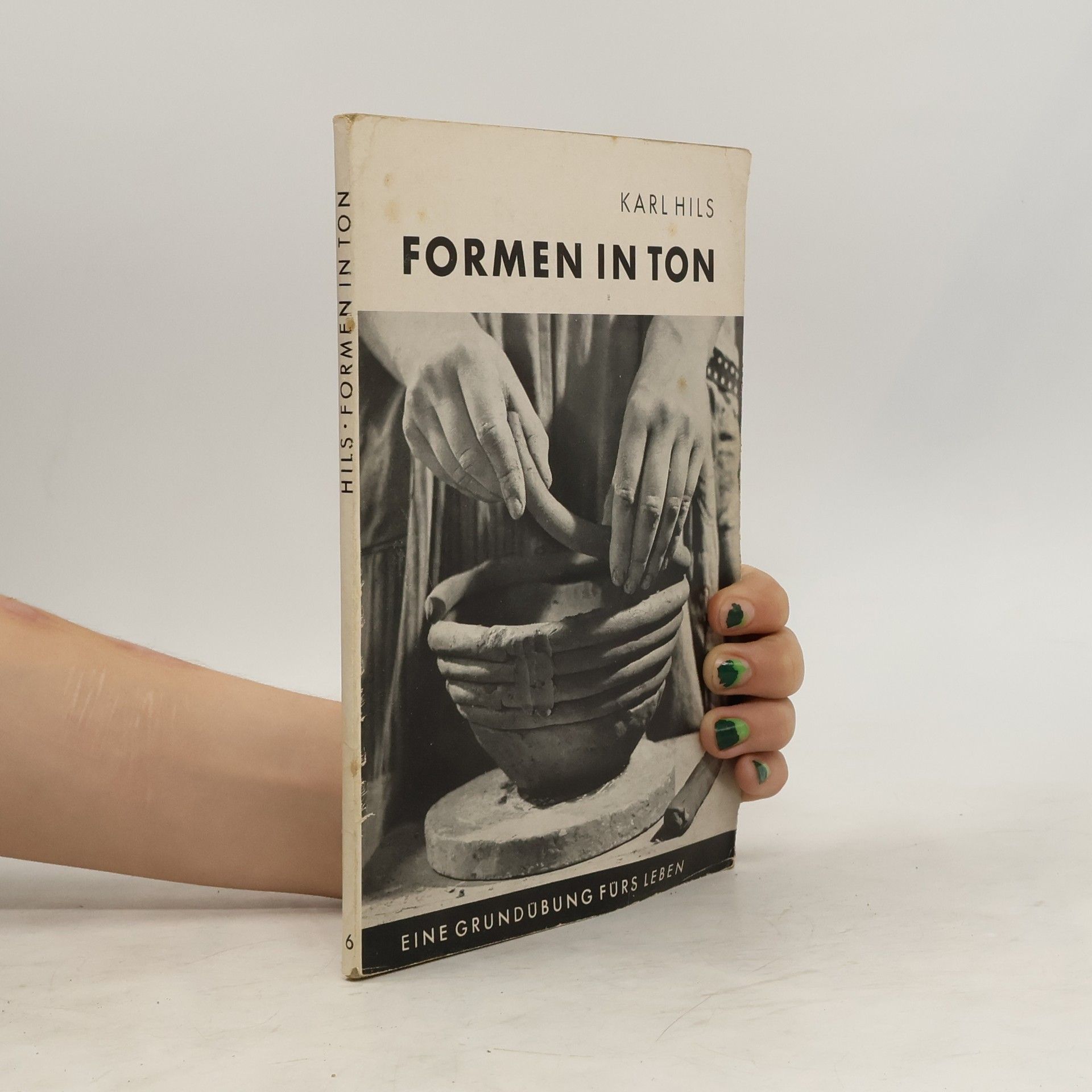 Karl Hils Formen in Ton
