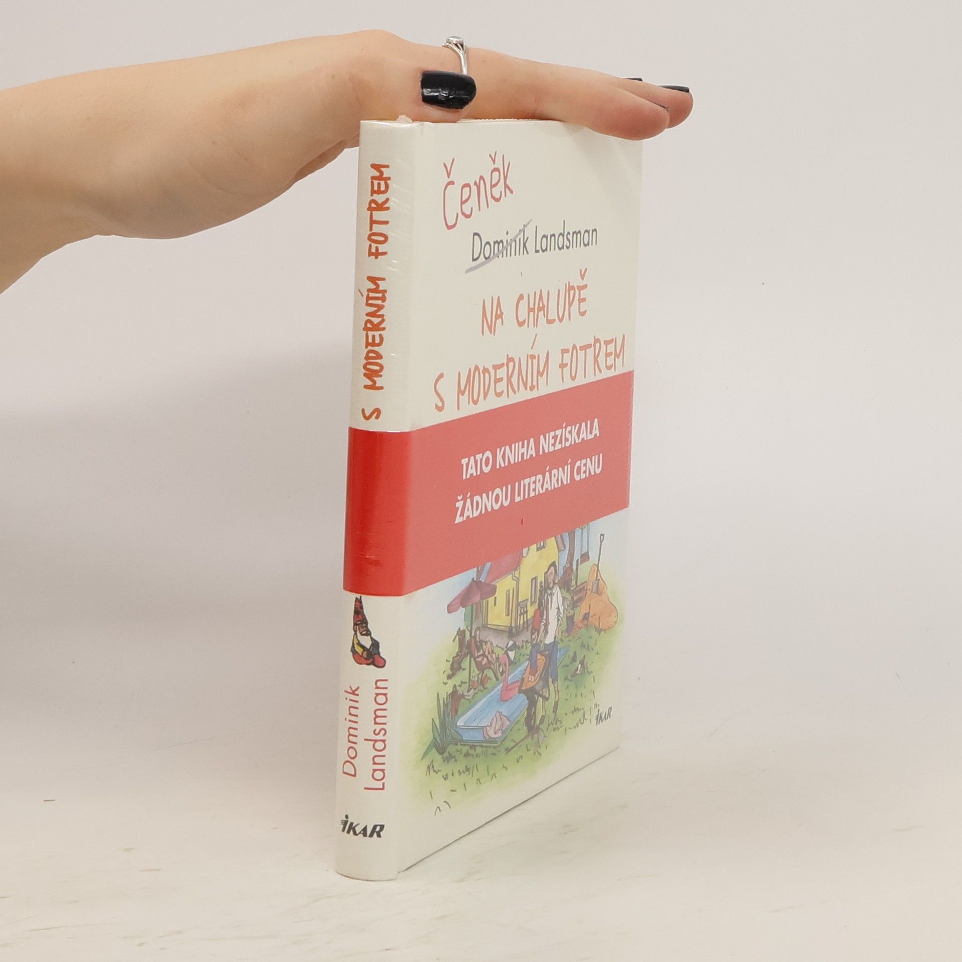 Na chalupě s moderním fotrem