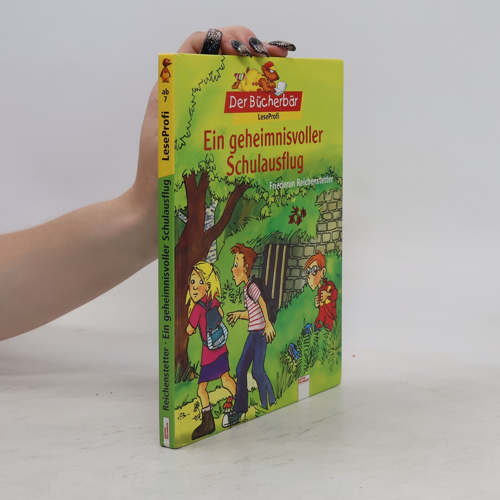 Friederun Reichenstetter Ein geheimnisvoller Schulausflug. Mit Bücherbärfigur am Lesebändchen