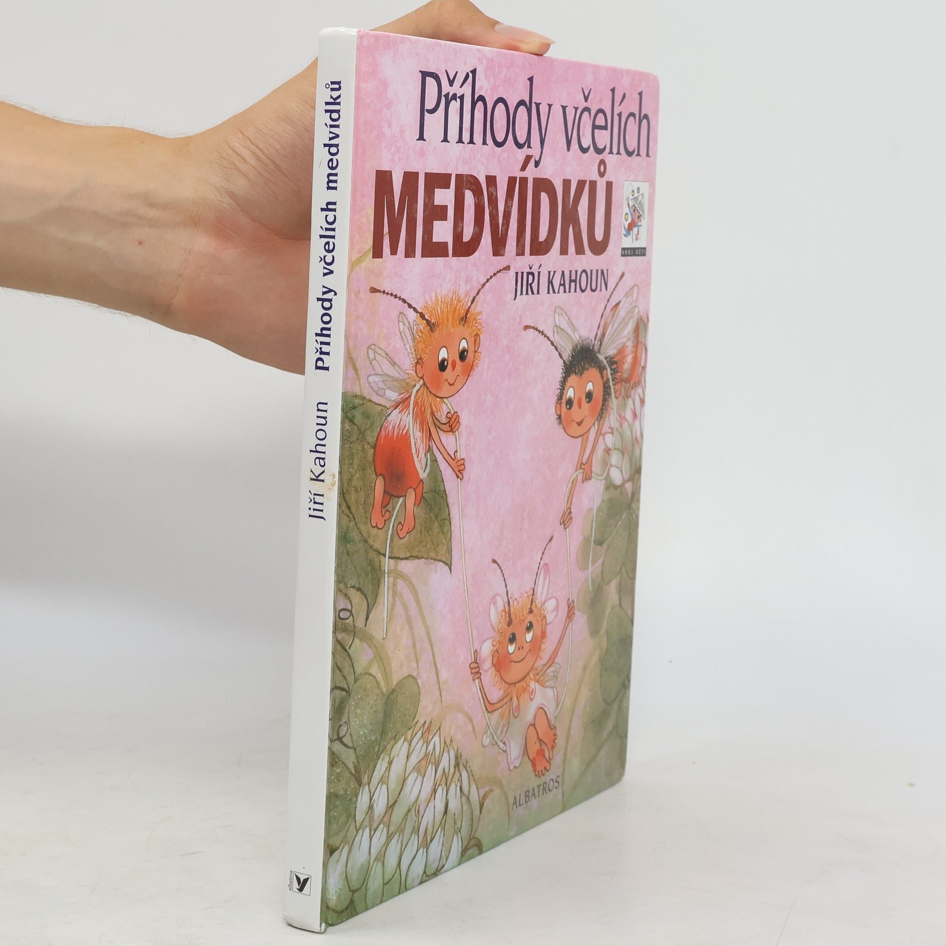 Jiří Kahoun Příhody včelích medvídků