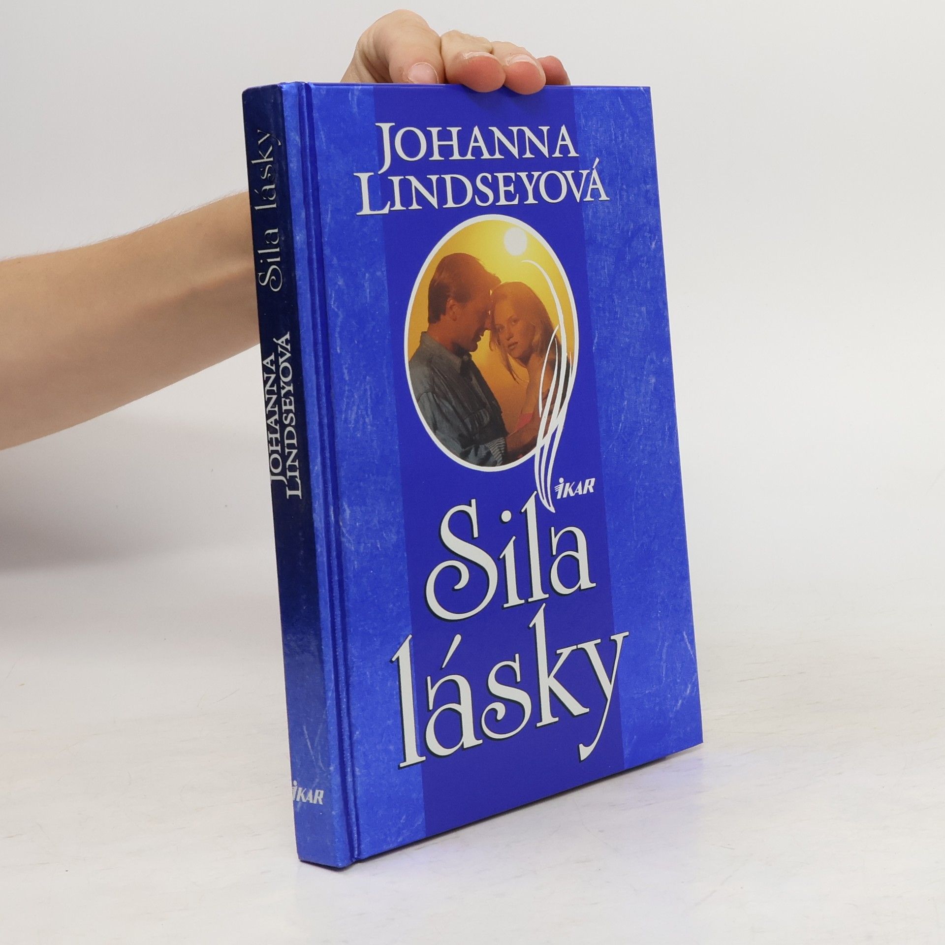 Johana Lindseyová Sila lásky