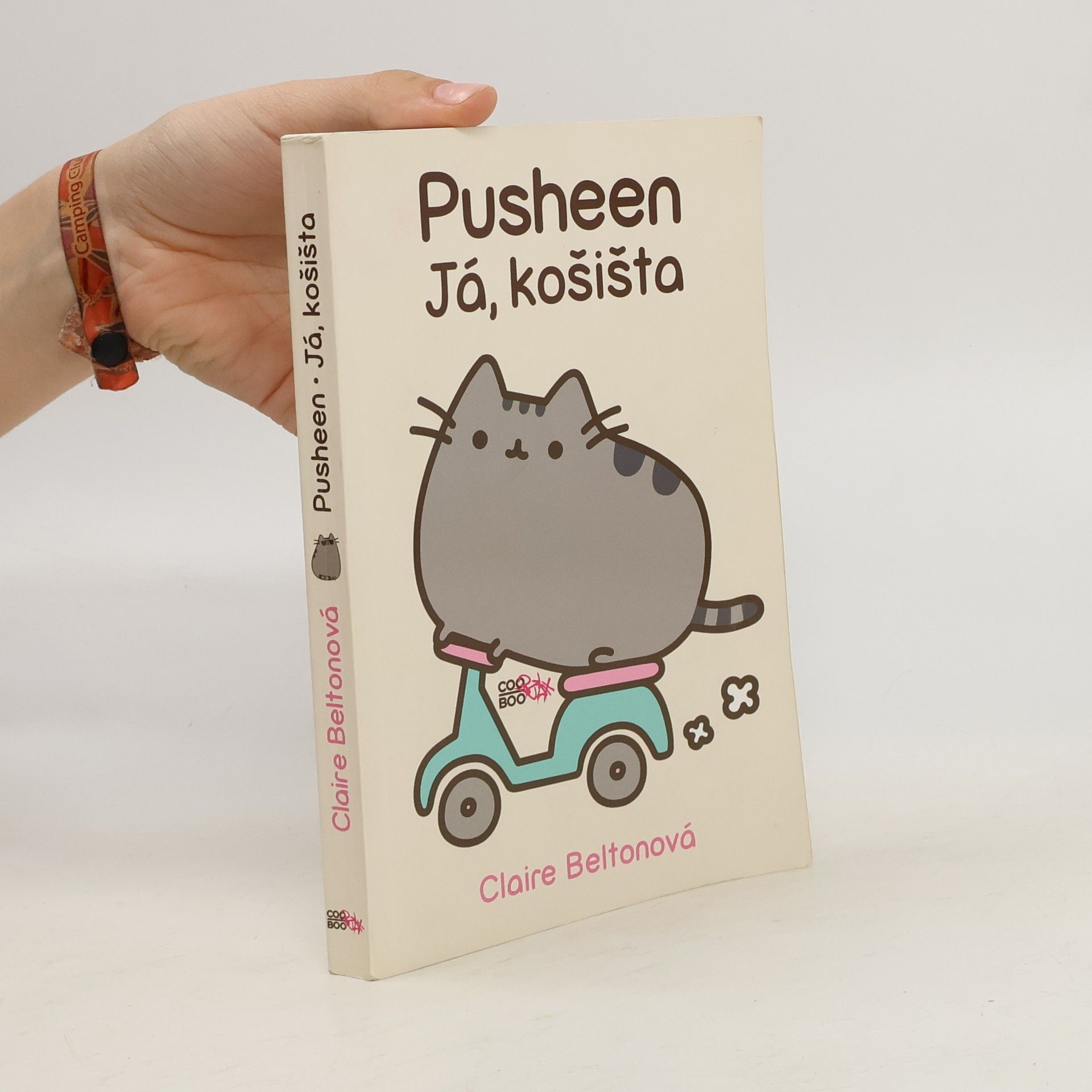 Claire Belton Pusheen. Já, košišta