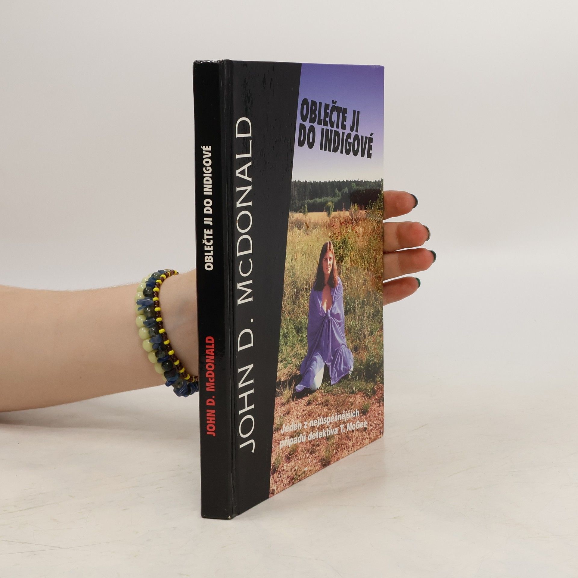 John D. MacDonald Oblečte ji do indigové