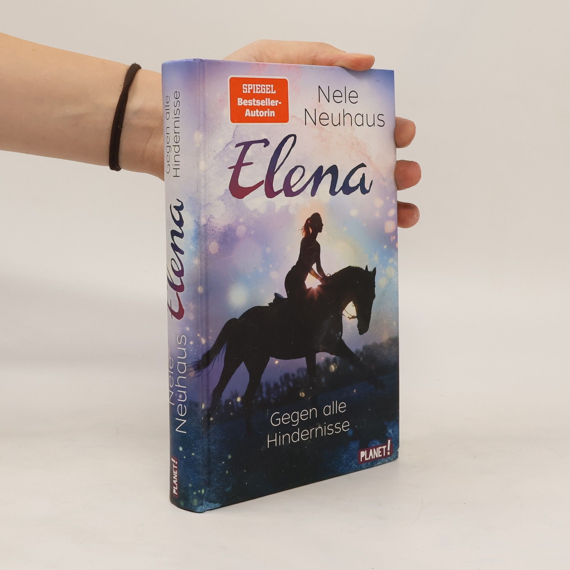 Nele Neuhaus Elena : Gegen alle Hindernisse
