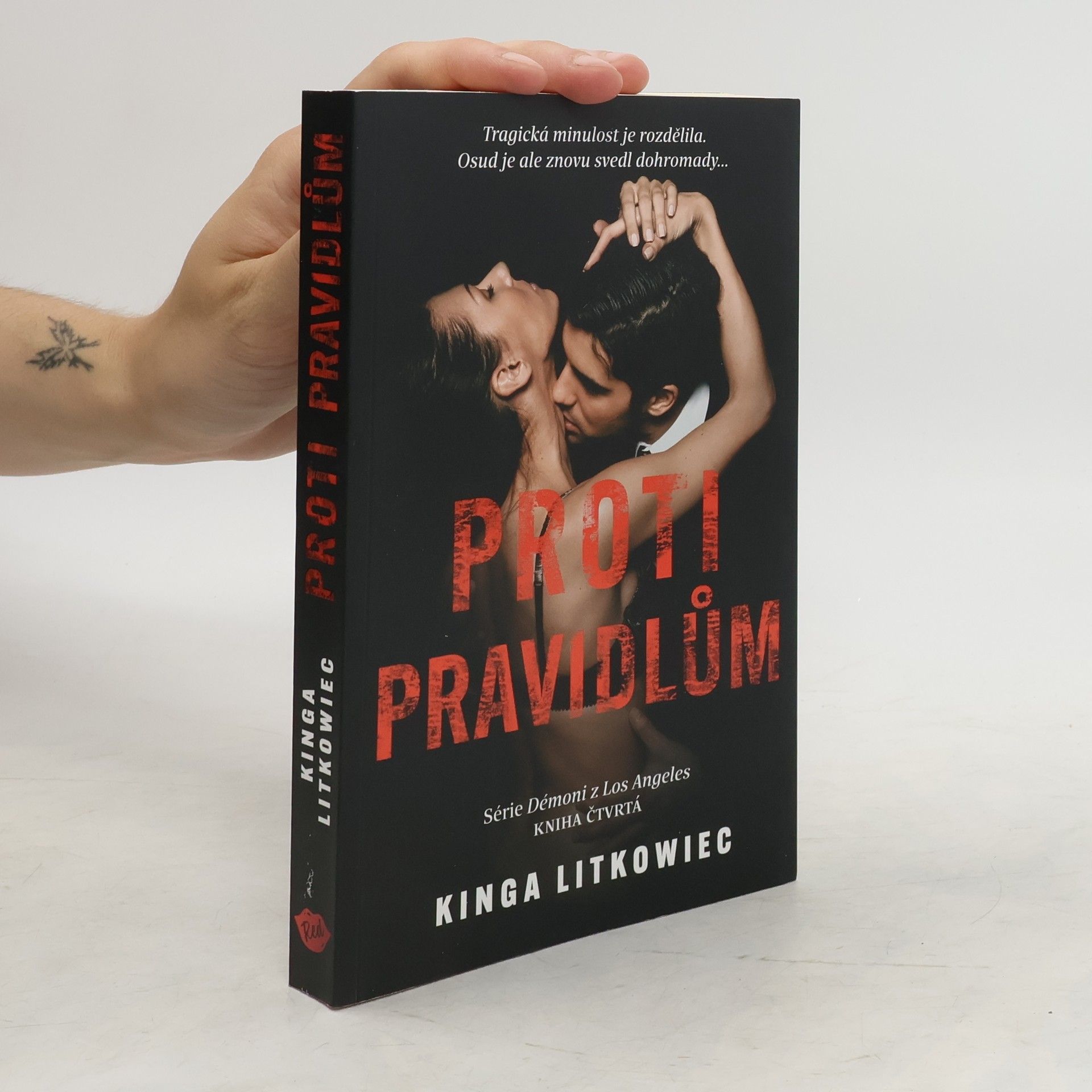 Kinga Litkowiec Proti pravidlům