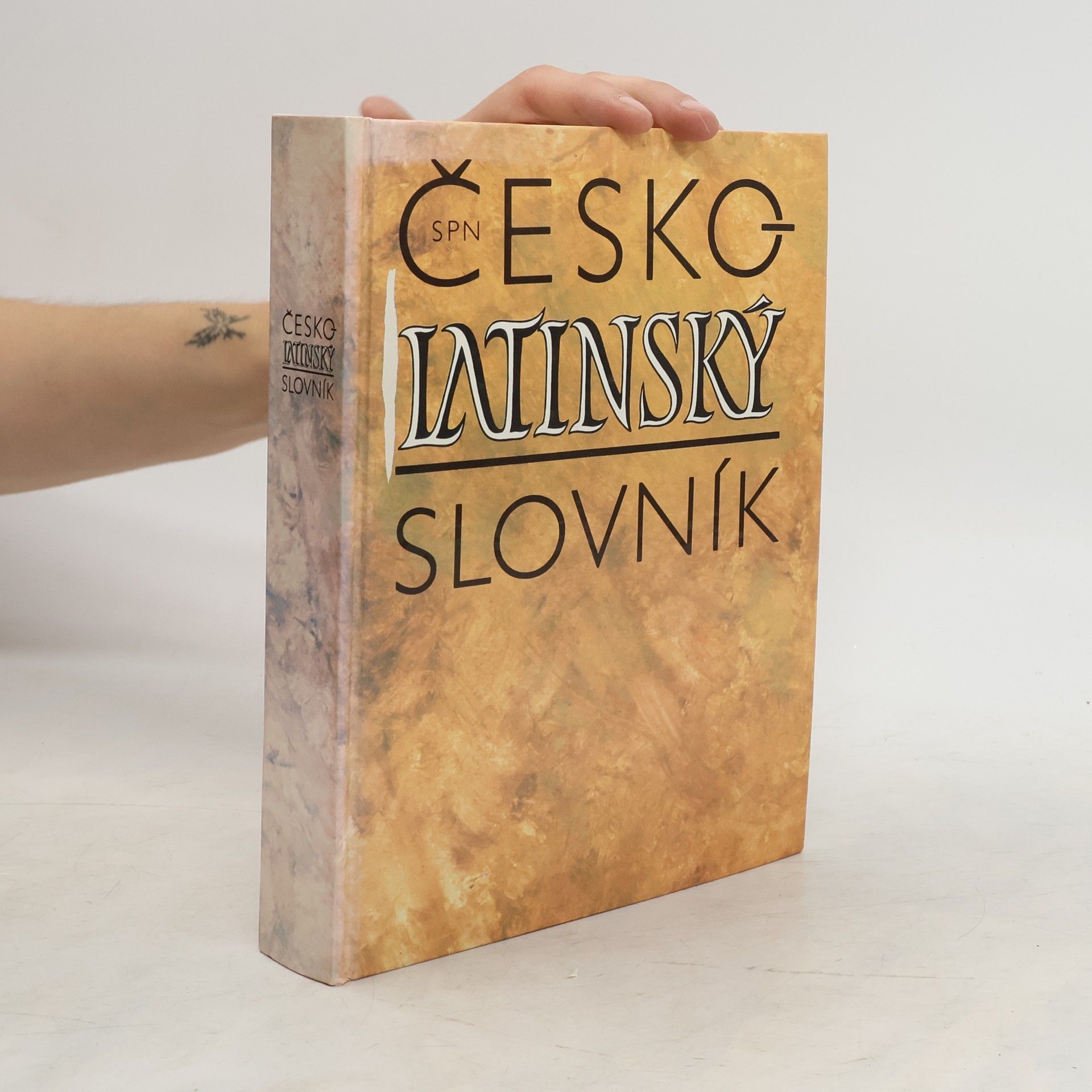 Zdeněk Quitt Česko-latinský slovník starověké a současné latiny