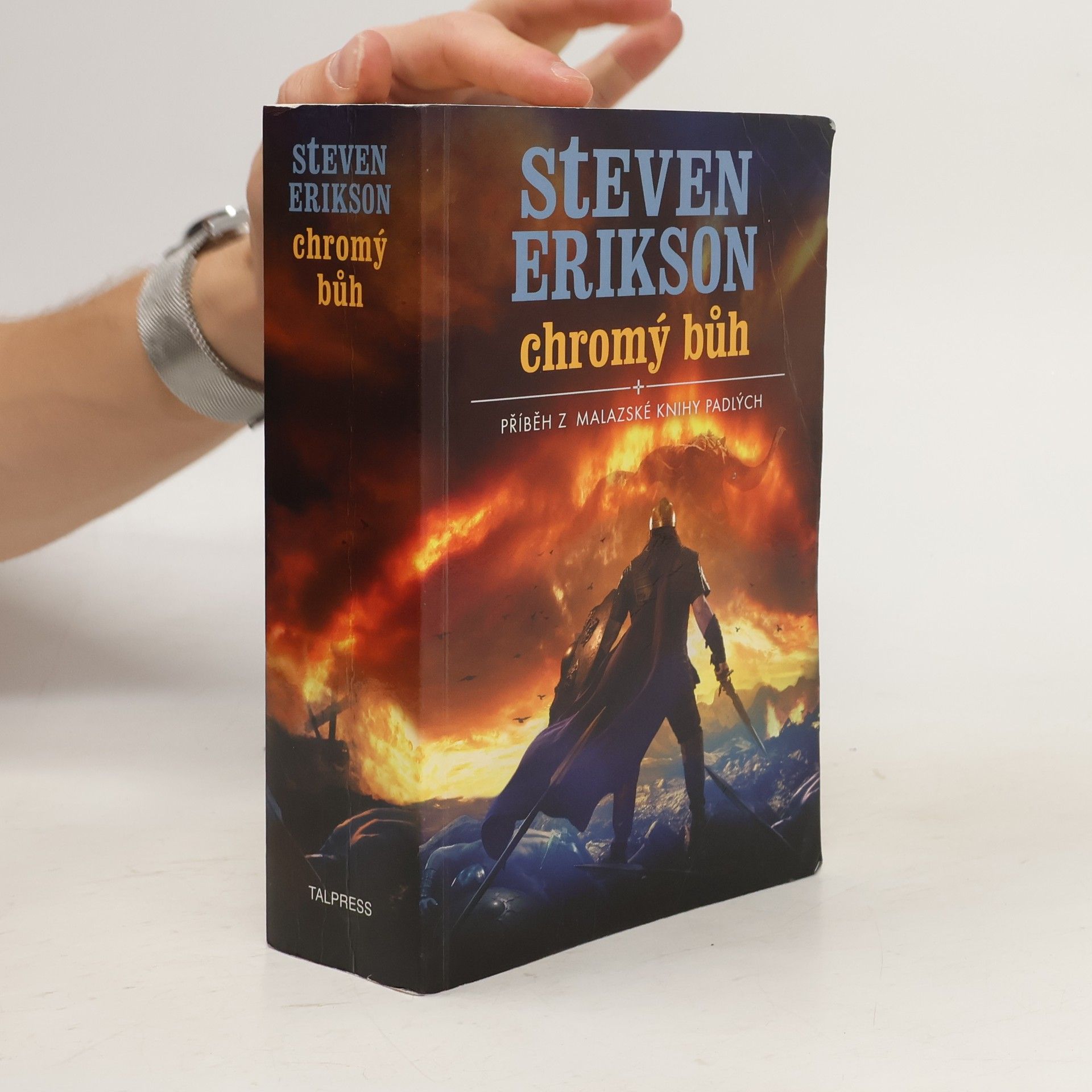 Steven Erikson Chromý bůh