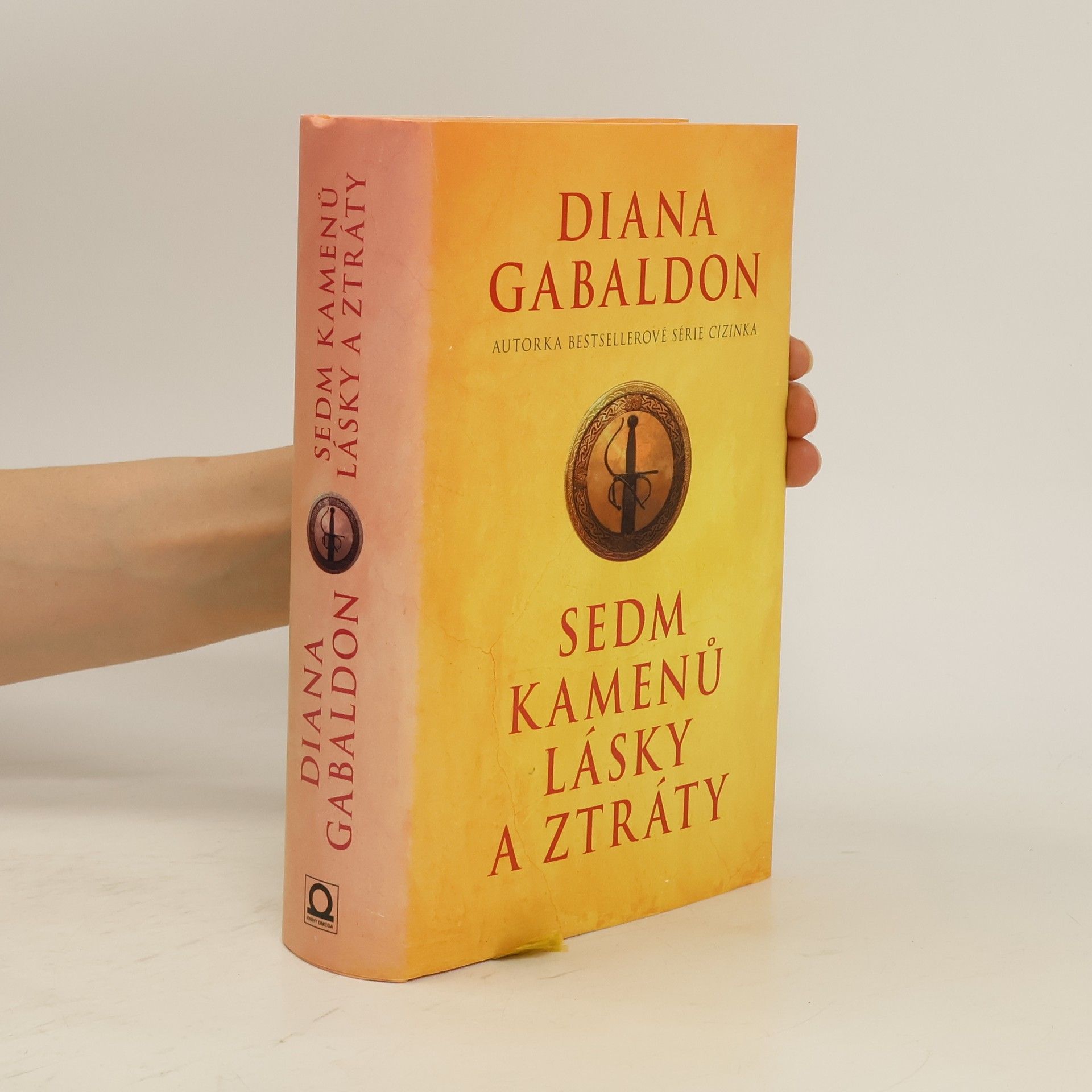 Diana Gabaldon Sedm kamenů lásky a ztráty. Sbírka povídek ze světa série Cizinka