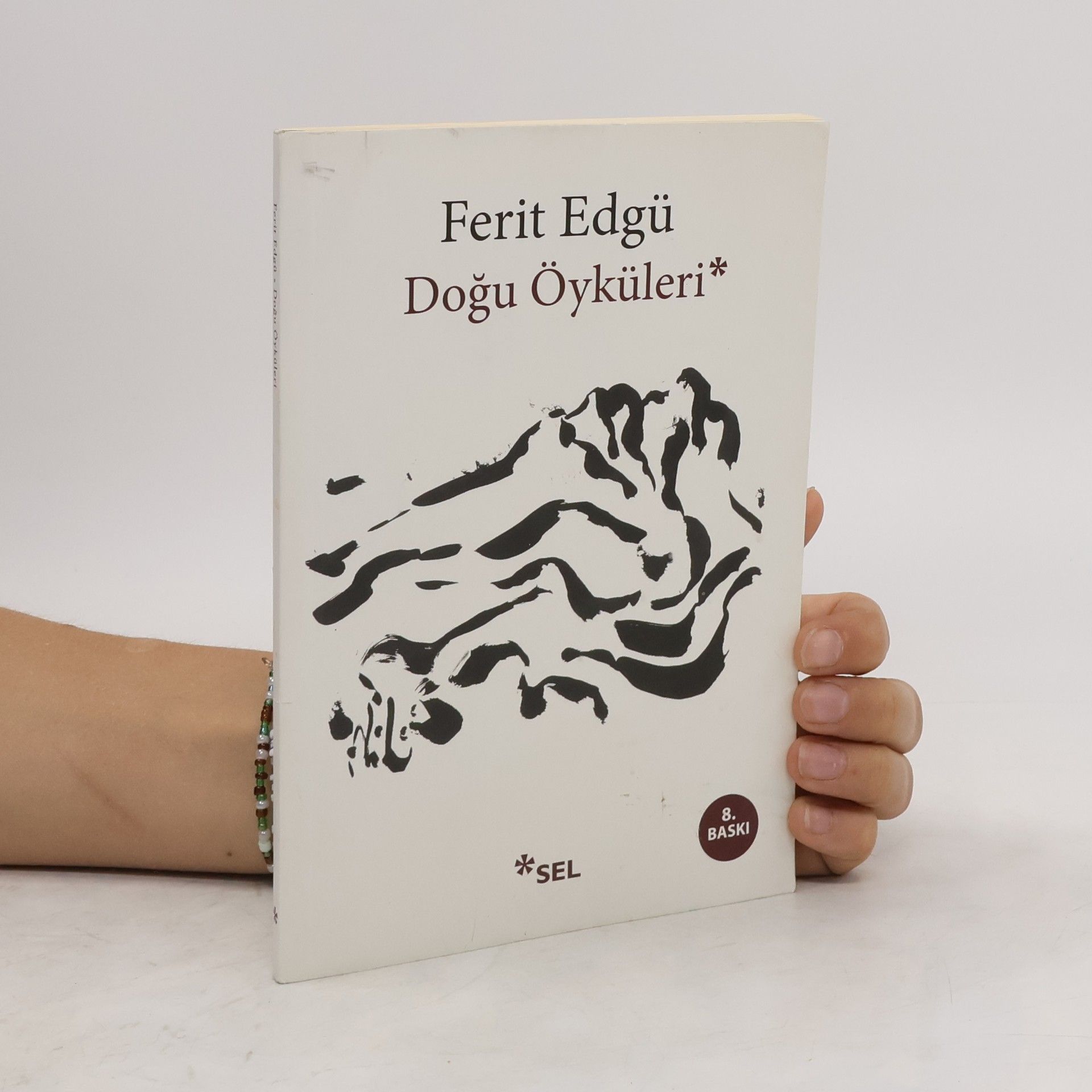 Ferit Edgü Doğu öykuleri