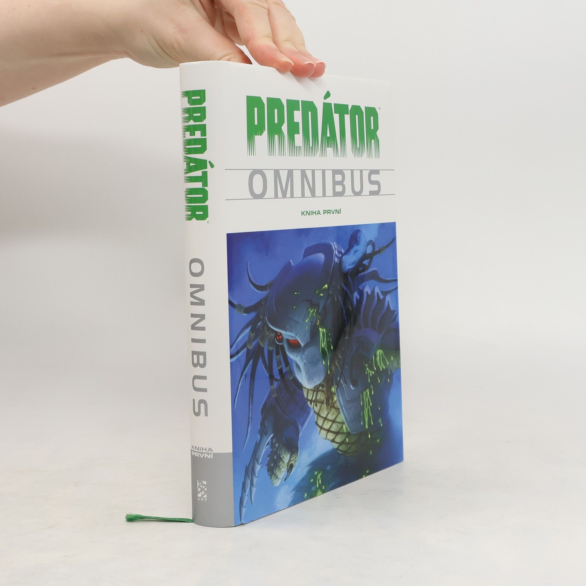 Marek Barányi Predátor omnibus. Kniha první