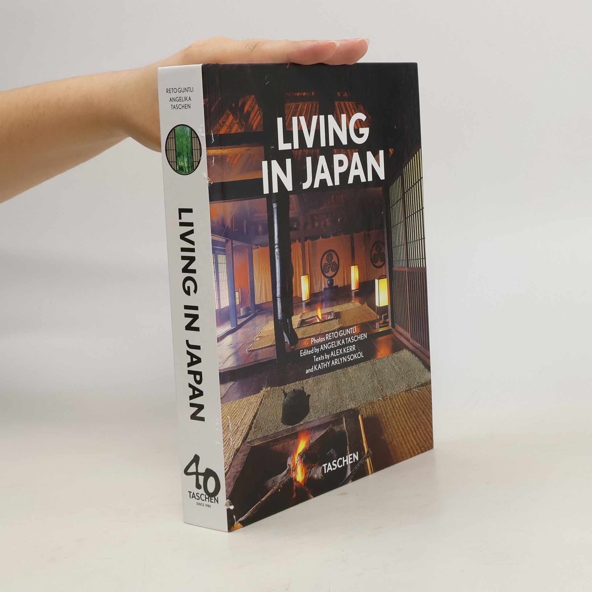 Collectif d'auteurs Living in Japan