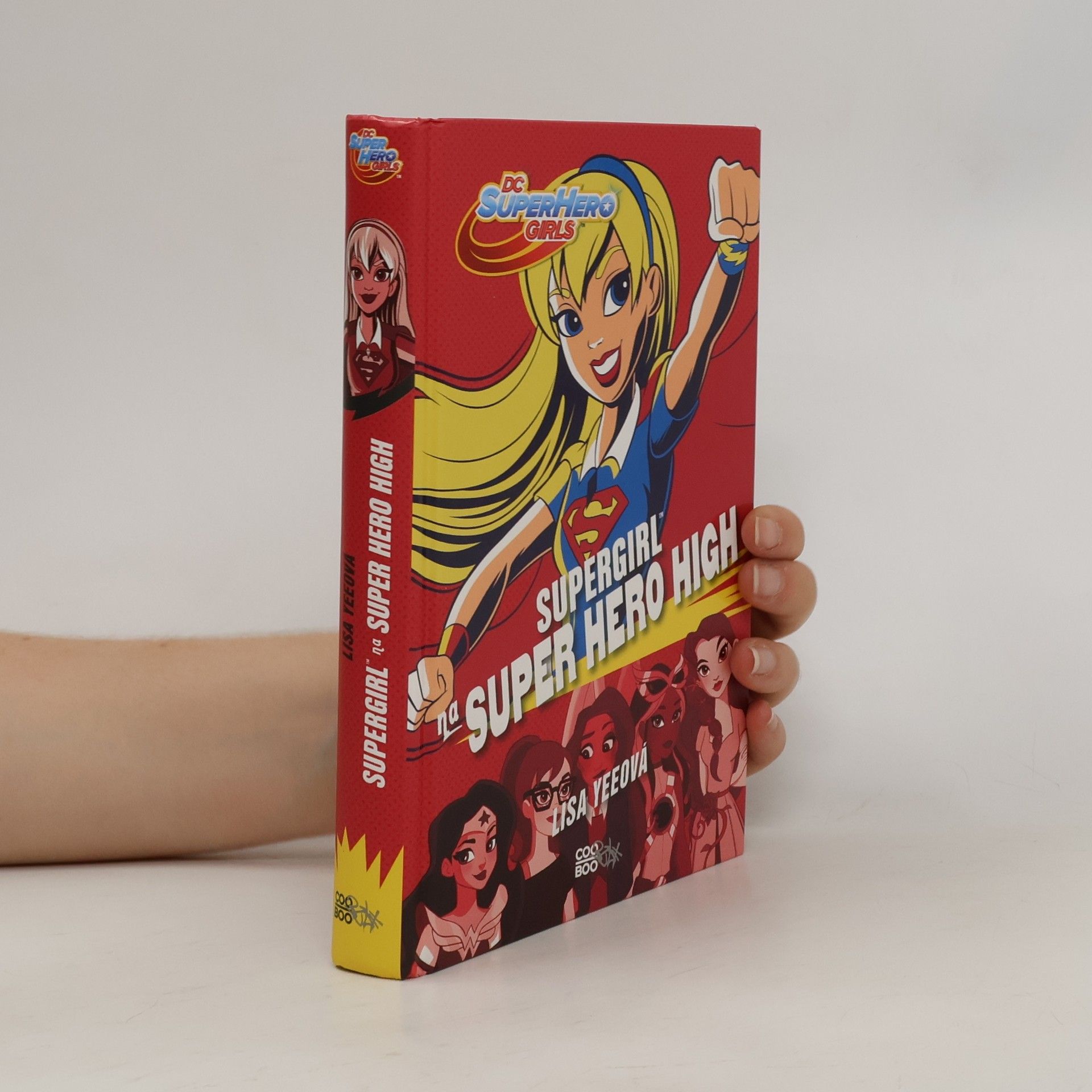 Lisa Yee Supergirl na Super Hero High