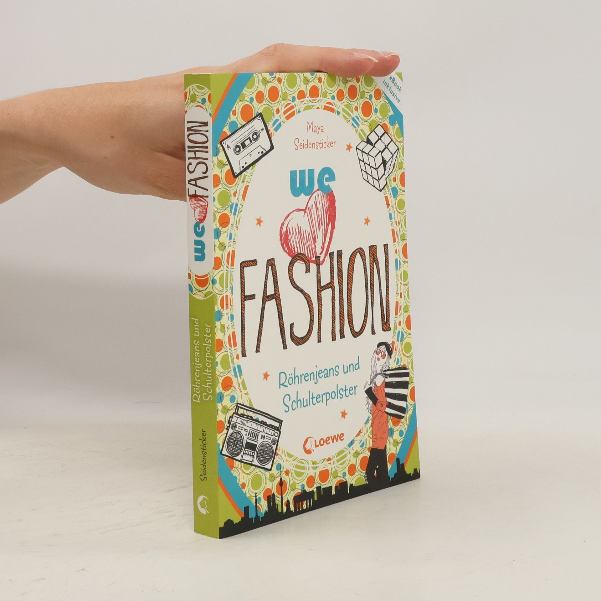 Maya Seidensticker We Love Fashion: Röhrenjeans und Schulterpolster