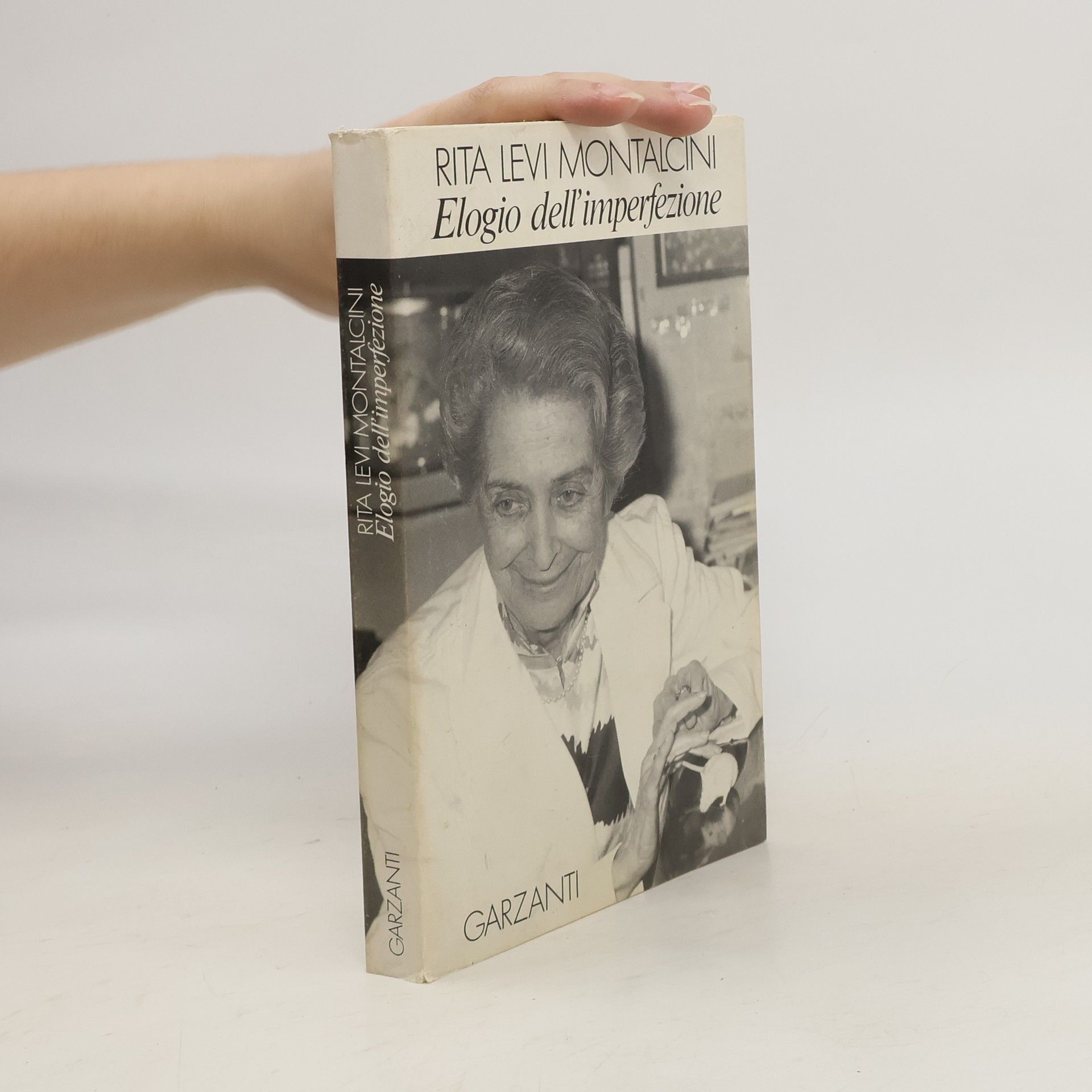 Rita Leviová-Montalciniová Elogio dell'imperfezione