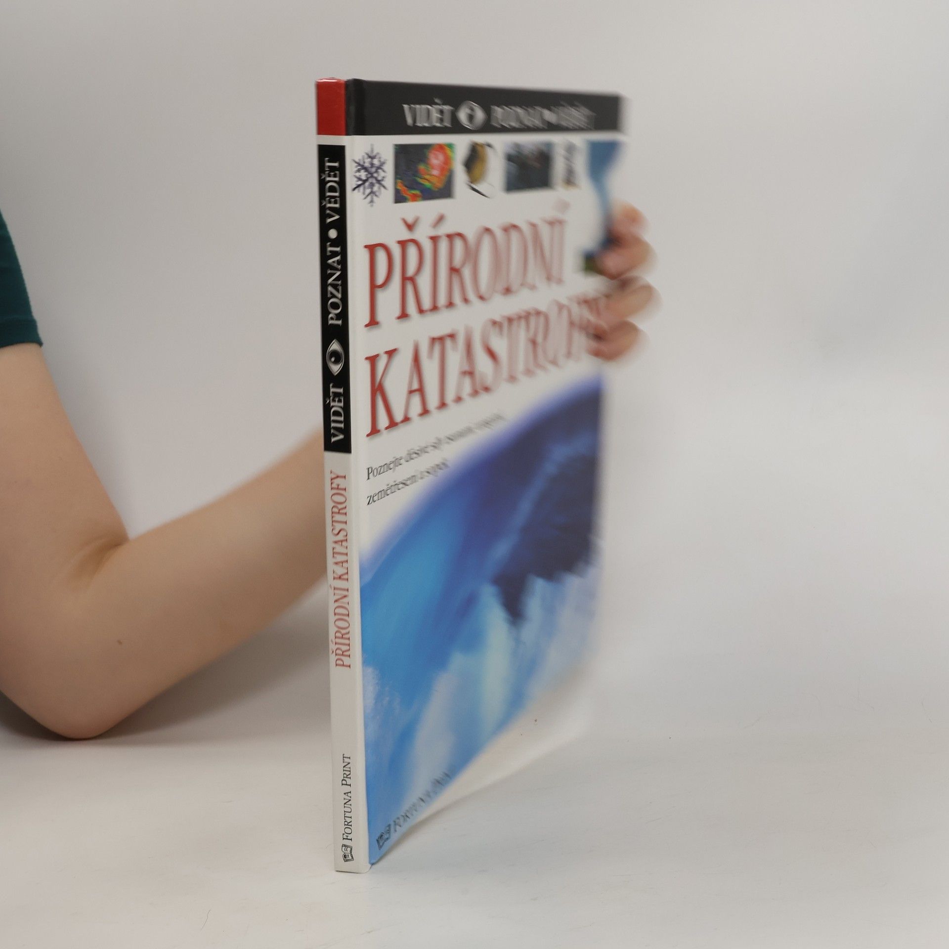 Claire Watts Přírodní katastrofy