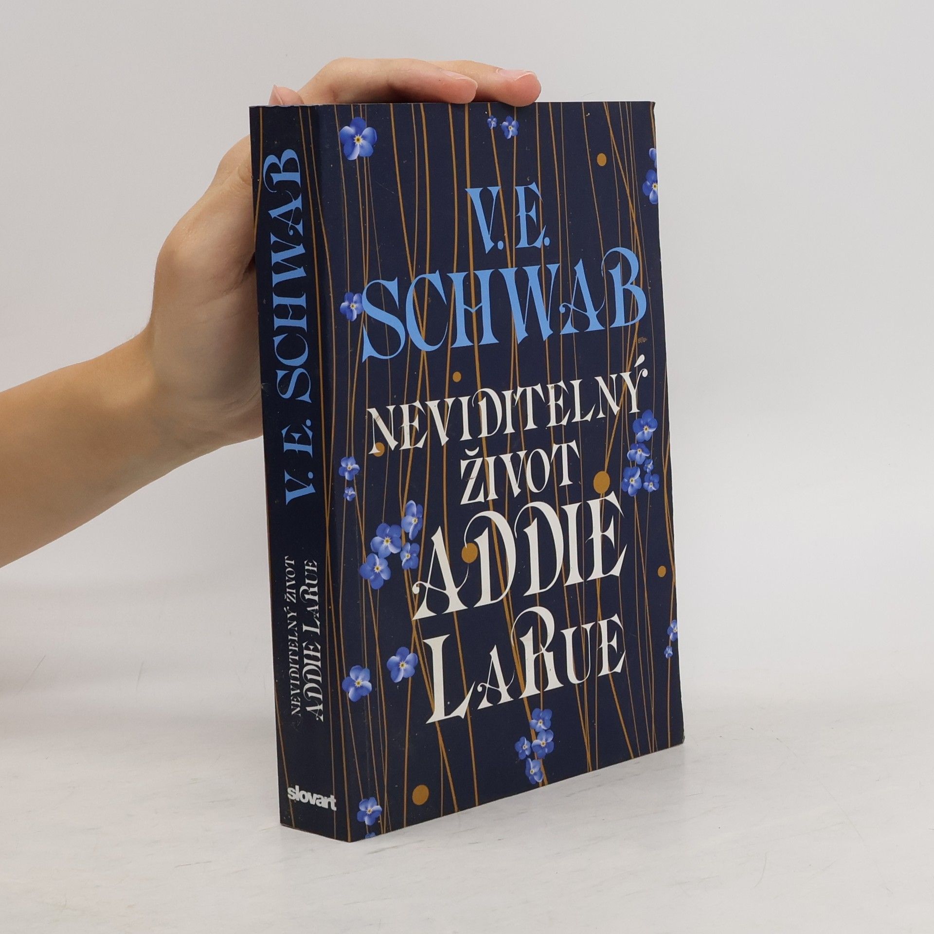 V. E. Schwab Neviditelný život Addie LaRue