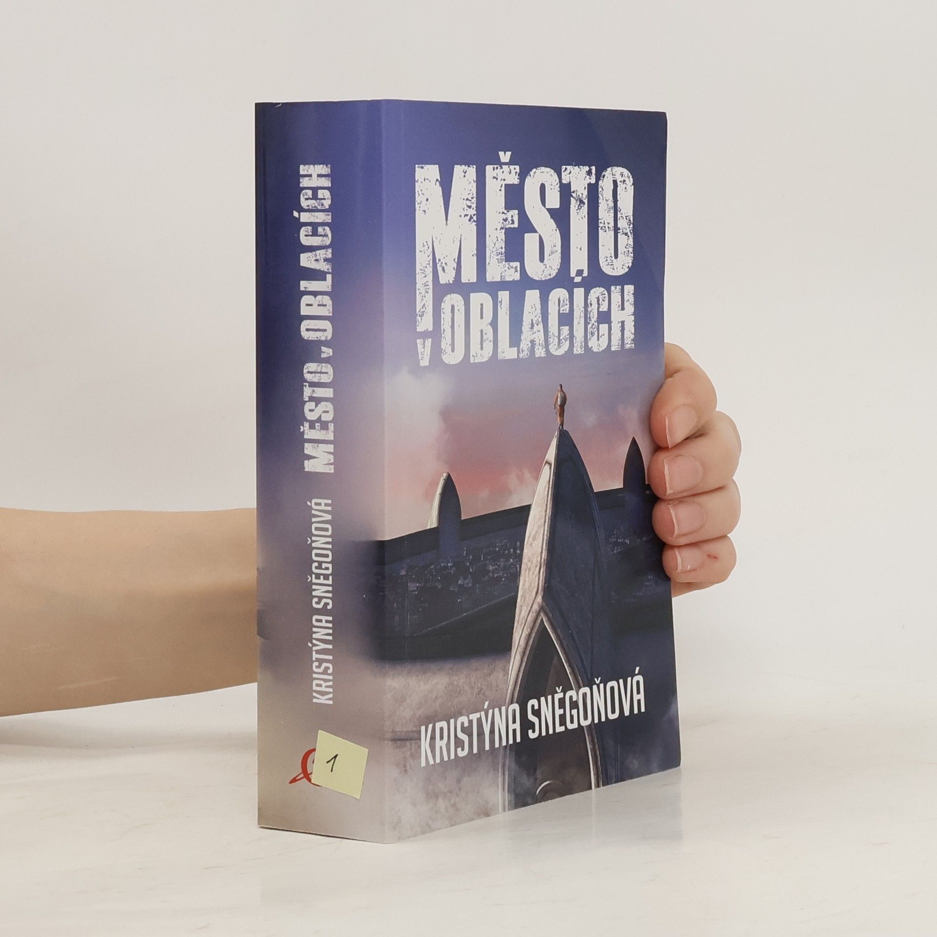 Kristýna Sněgoňová Město v oblacích