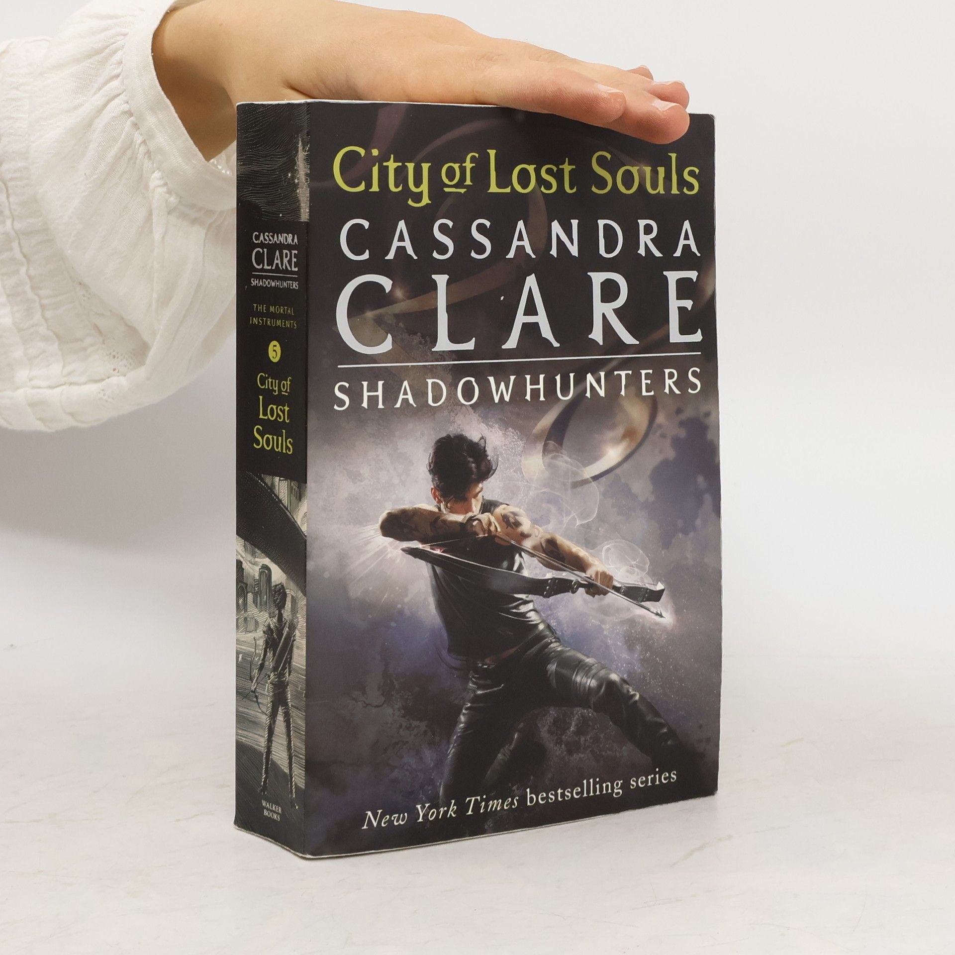 Cassandra Clare City of Lost Souls: Shadowhunters