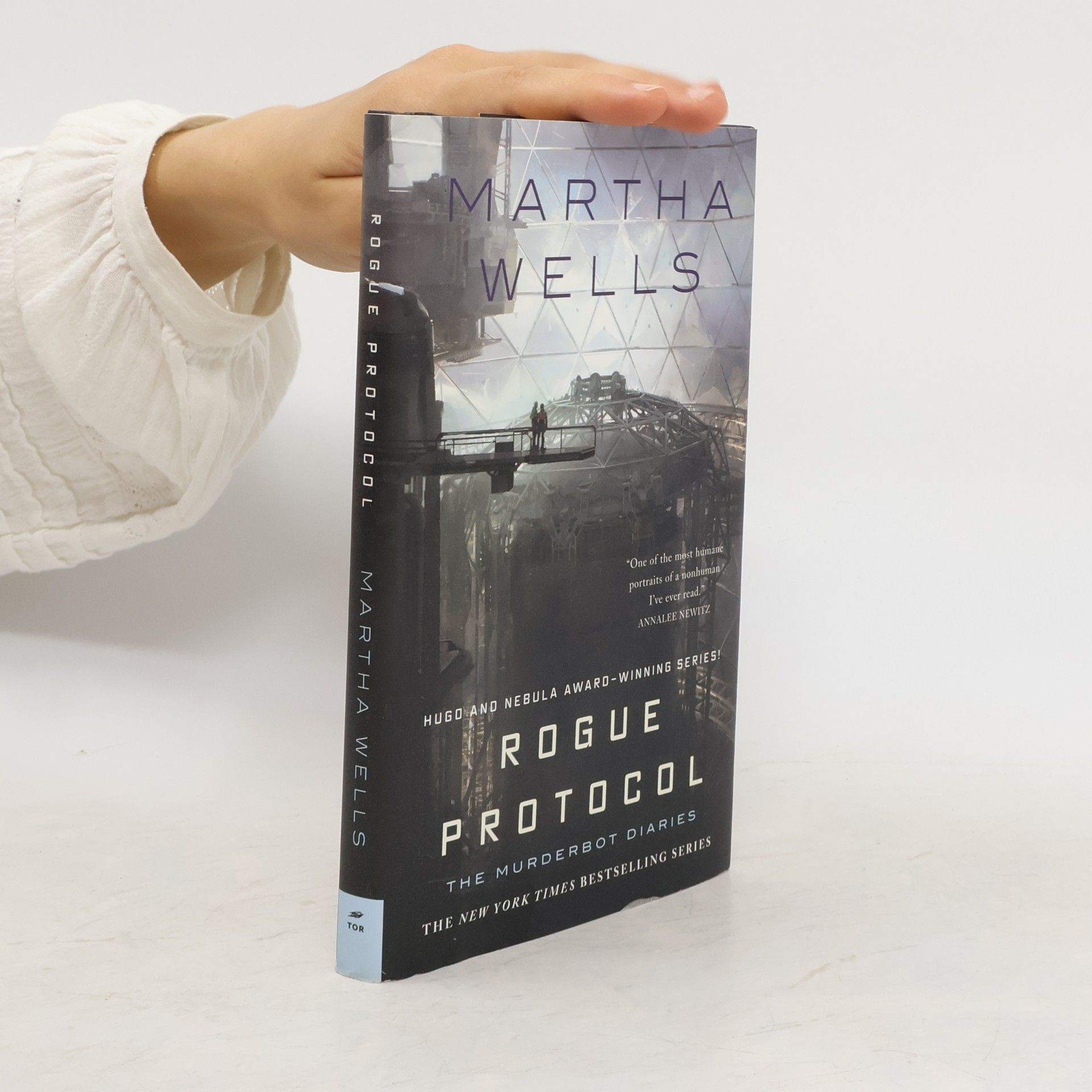 Martha Wells Rogue Protocol