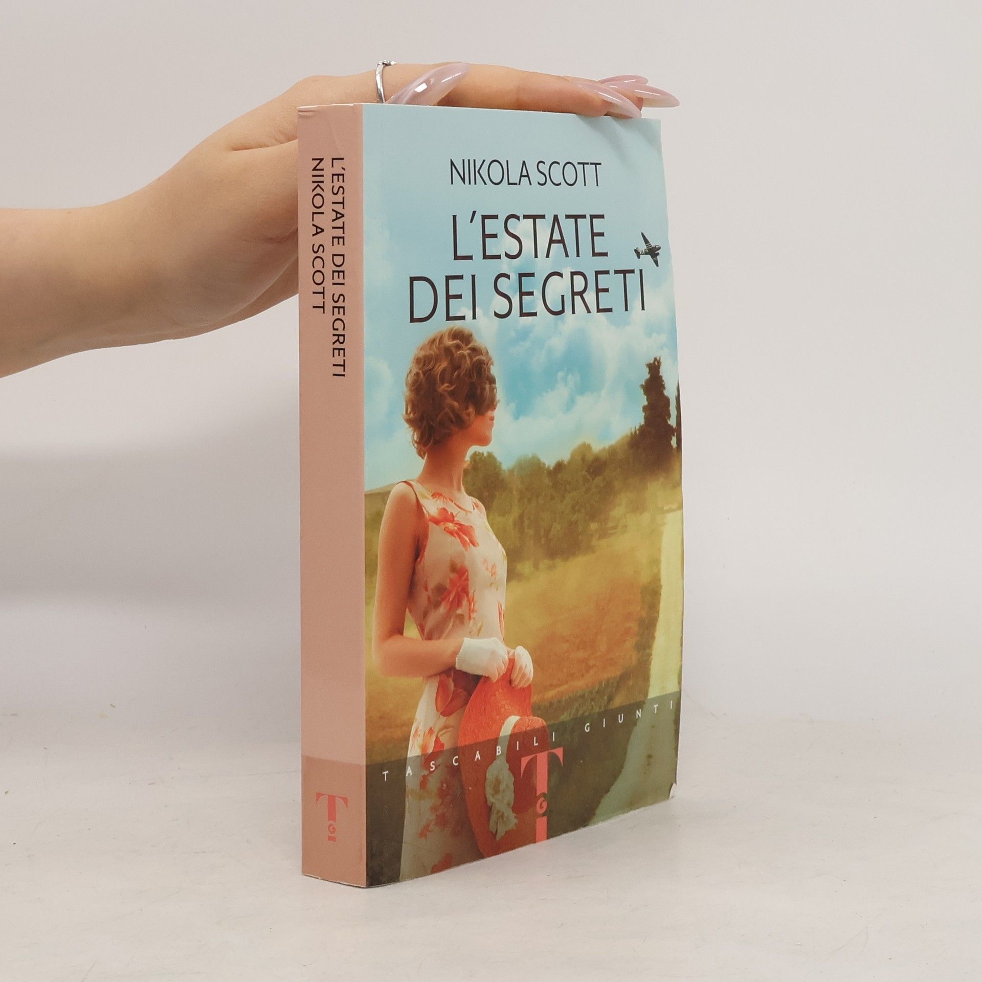 Nikola Scott L'estate dei segreti
