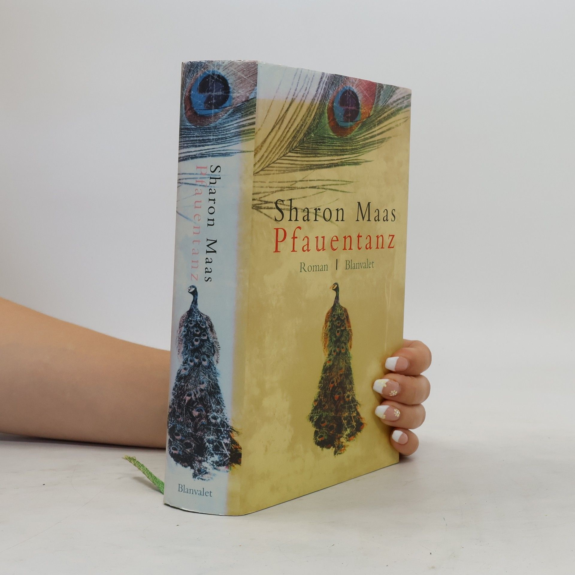 Sharon Maas Pfauentanz