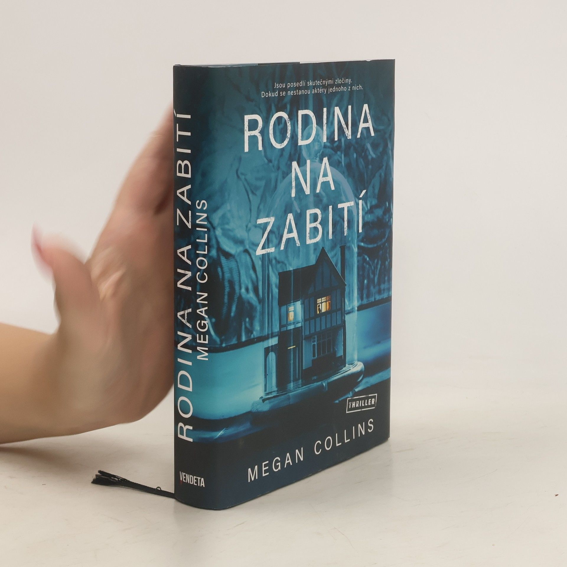 Megan Collins Rodina na zabití