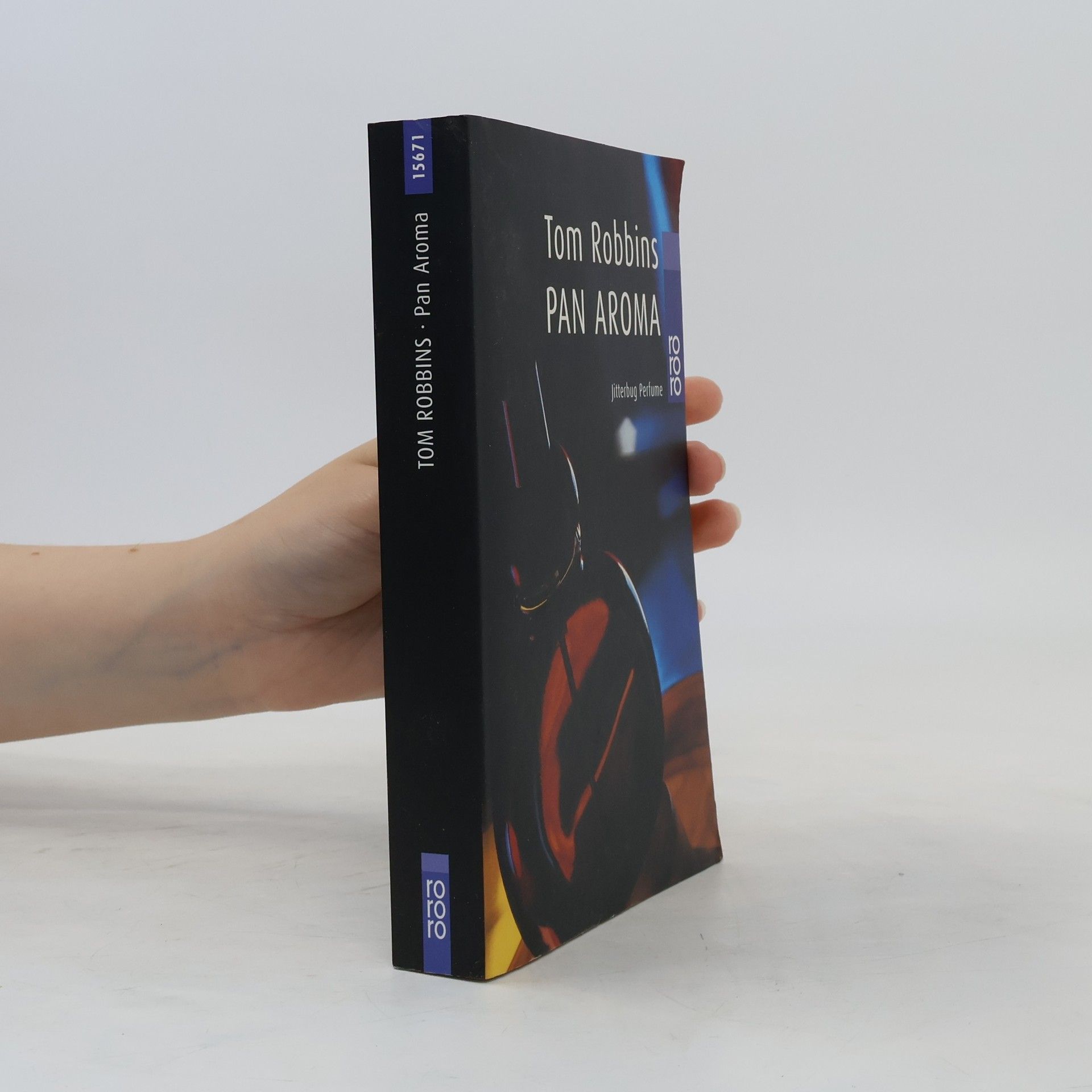 Tom Robbins Pan Aroma