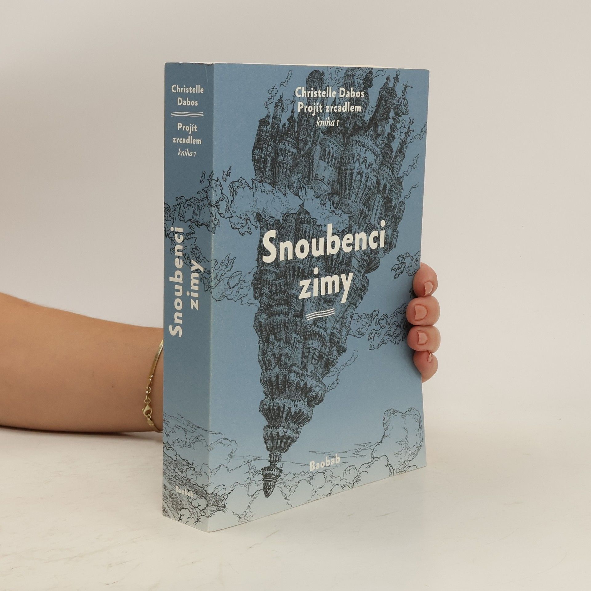 Christelle Dabos Projít zrcadlem: kniha 1., Snoubenci zimy